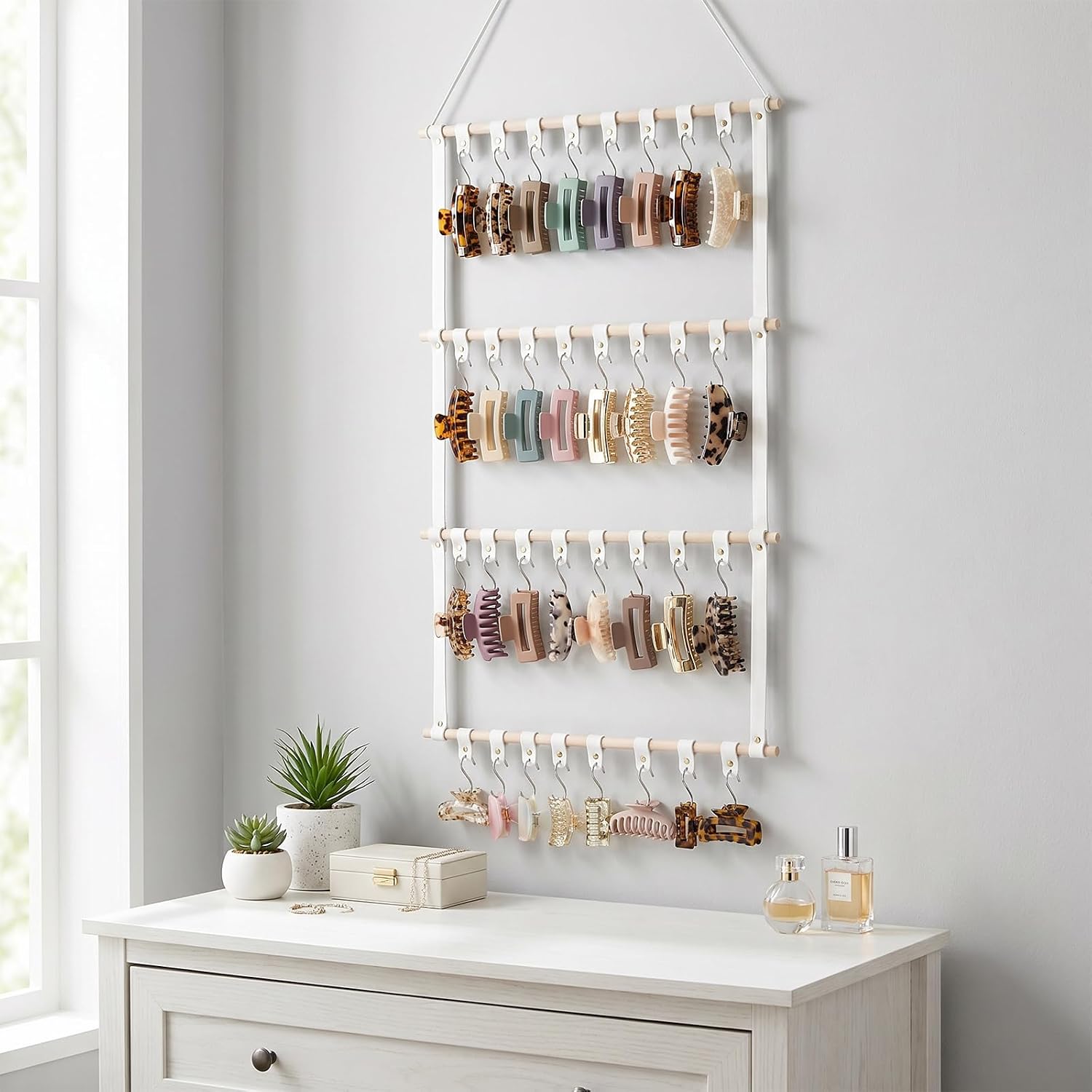 Claw Clip Organizer, Hanging Hair Clip Holder, 4-Tier Hair Clip Organizer Display Rack for Women Girls, Jewelry Hanger Wall Decor for for Bedroom Door Closet, Hair Accessories Organizer