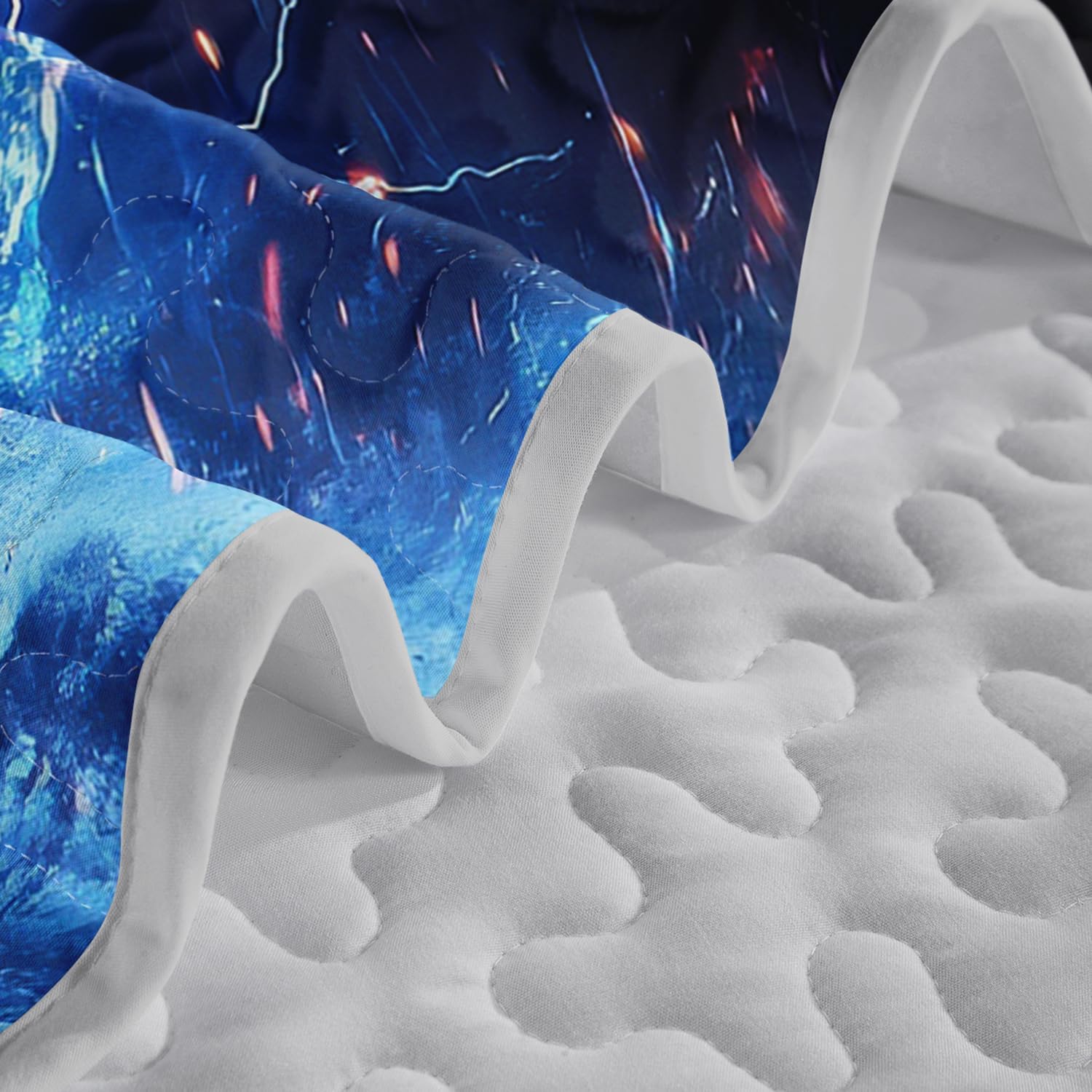 Soccer Printed Quilts Bedding Queen 3Pcs Ball Sports Games Football Quilt Bed Set Blue Lightning Thunderstorm Soft Bedspread Coverlet with 2 Pillowcases for Kid Boy Girl Teen Adult Room Decor