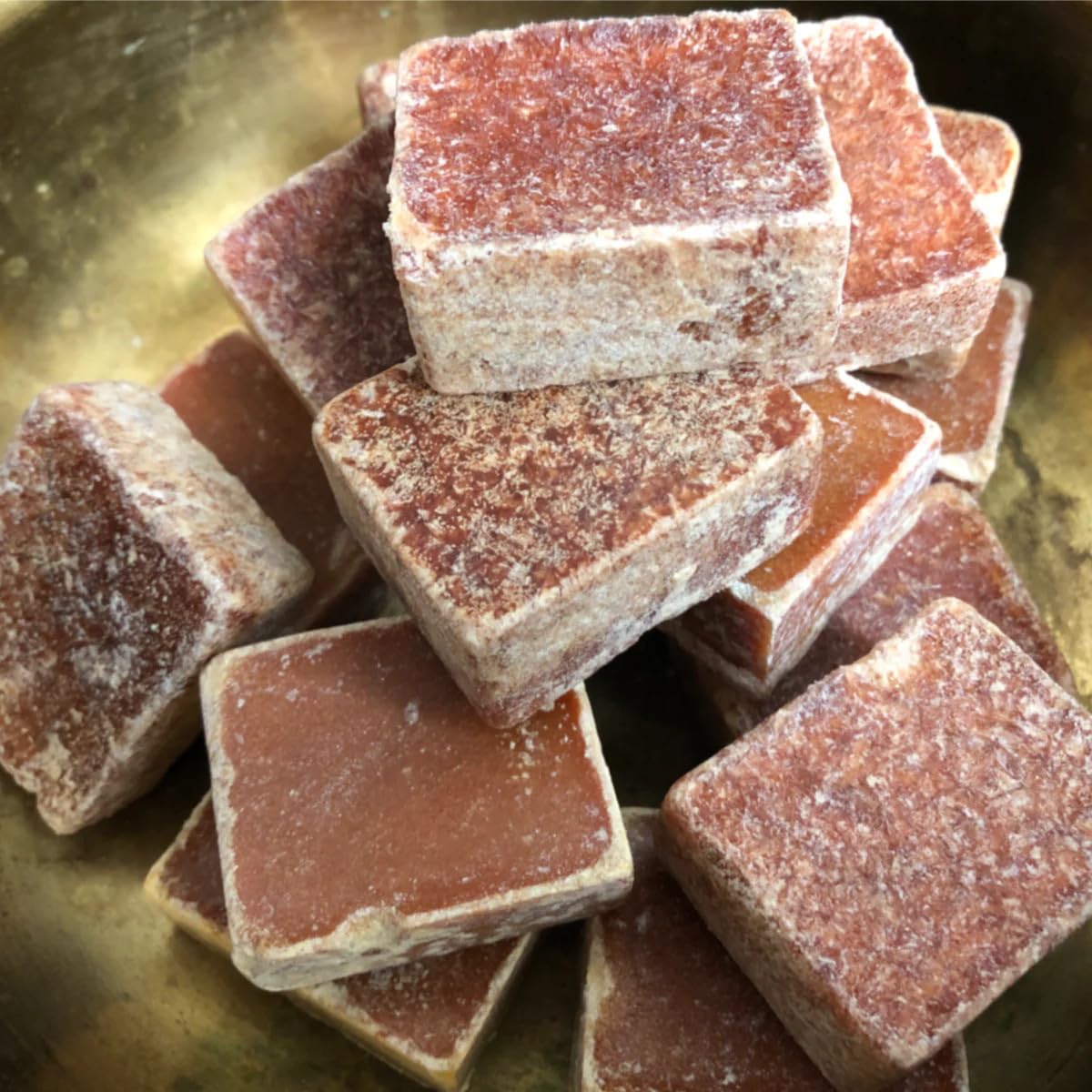 Set di 10 quadrati di muschio solido naturale ambra 30 g – Made in Marocco Artigianalmente, profumo a lunga durata 100% naturale, ipoallergenico, cura e profumo per pelle e biancheria