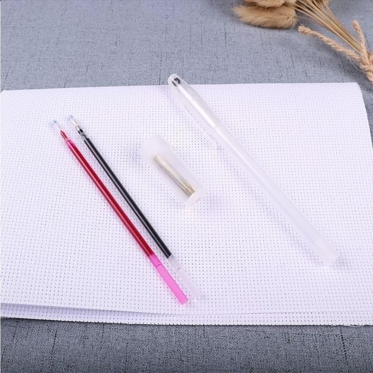 6Pcs Cross-Stitch Cloth Evenweave Fabric for Embroidery DIY Needlework Craft, Includes 4Pcs 30X30Cm and 2Pcs 50X50Cm Pieces, Plain Cotton Material for Handmade Sewing and Cross