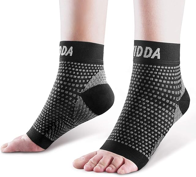 AVIDDA Plantar Fasciitis Socks 1 PAIR, Compression Foot Sleeves for Sport Arthritis Pain Relief, Ankle Support Brace for Men and Women Black M