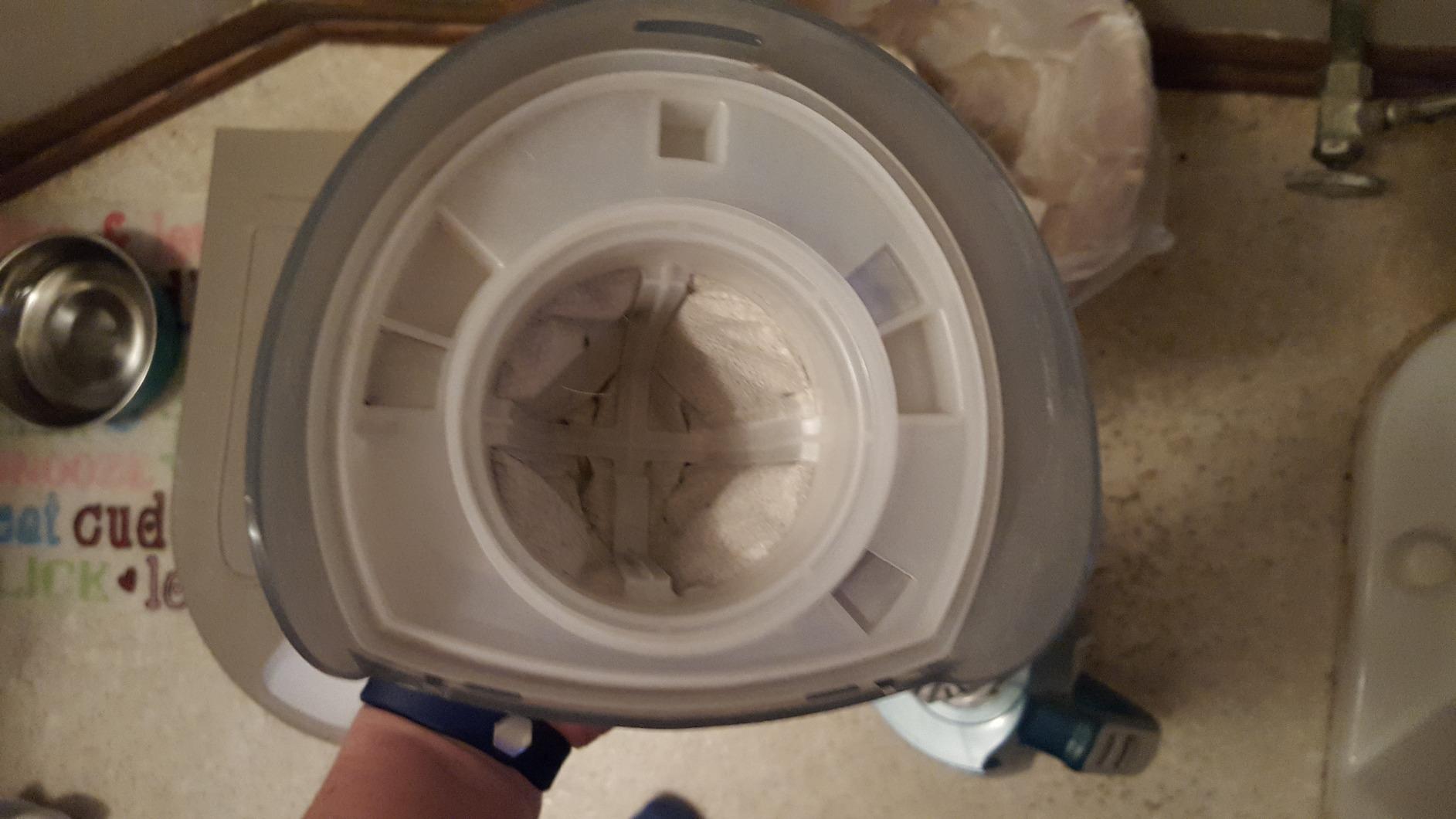 Bu el süpürgesi jet motoru sesi çıkarıyor; ancak çocuklarınız veya evcil hayvanlarınız varsa işinize yarar!