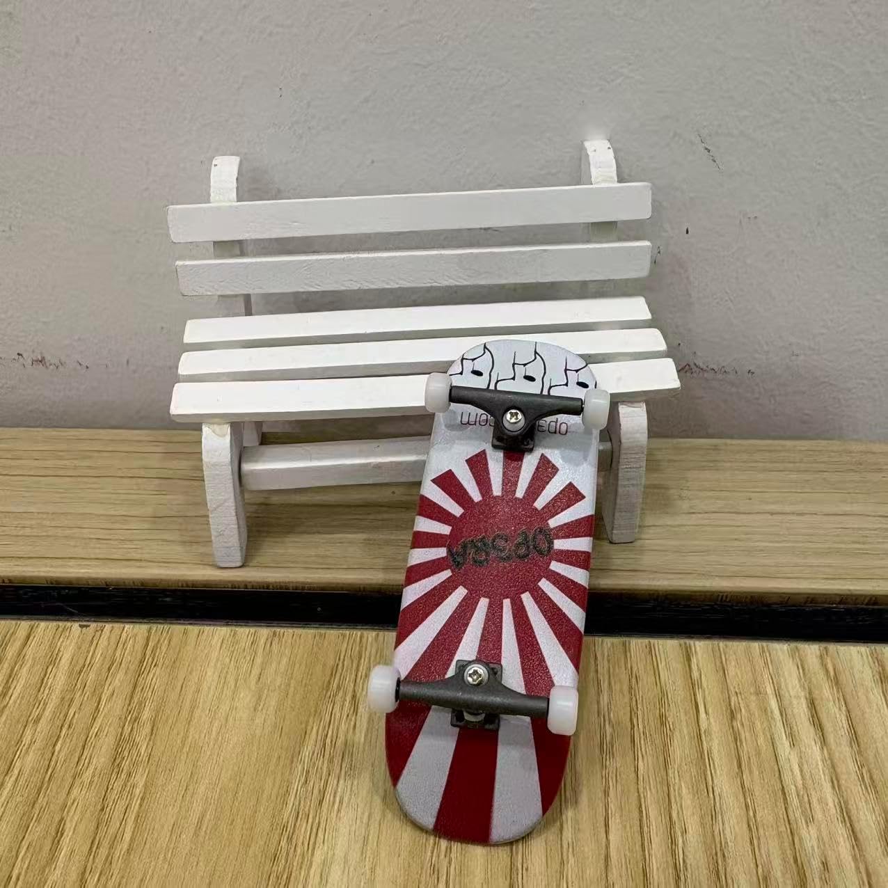 LEEFAI Pro Fingerboard Complete 34x96mm Pre-Assembled Set up with Solid Metal Trucks, Bearing Wheels-OP3RA Fingerboard Beginner Series (Red Rays)