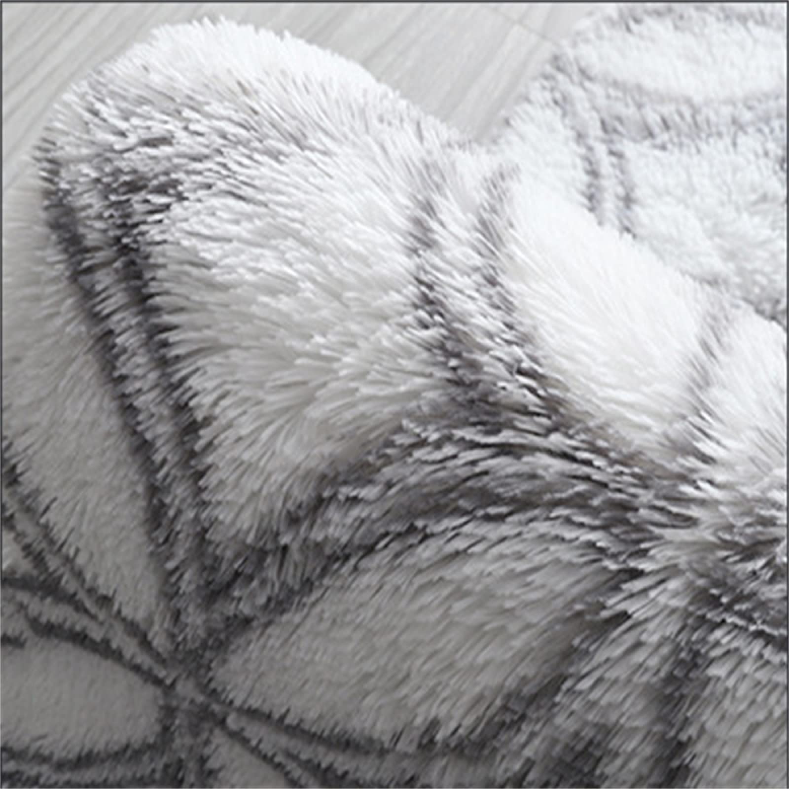 Tapis en peluche douce pour isoler le sol de la chambre du froid