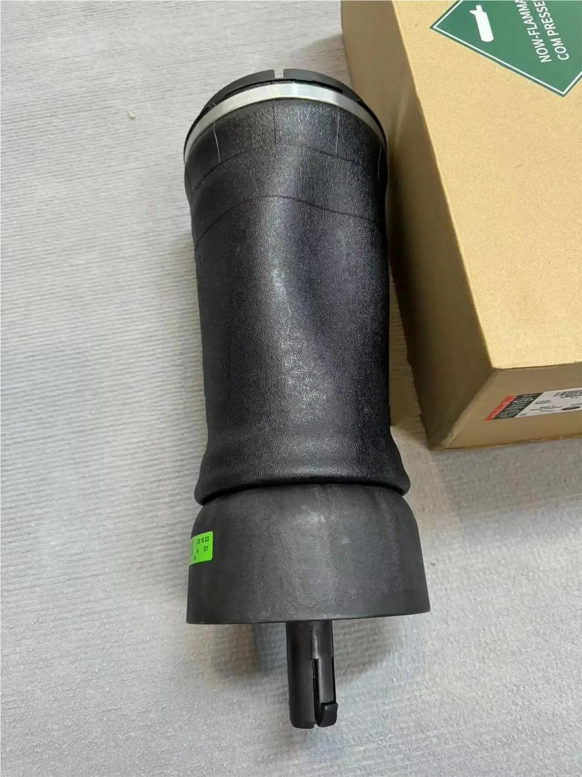 amortyzatora Air Suspension sprężarka pompa Zestawy amortyzatorów zawieszenia tylnego części samochodowej Poduszka powietrzna Gumowe miechy pneumatyczne LR034262 Pasują do Range Rover Vogue L405