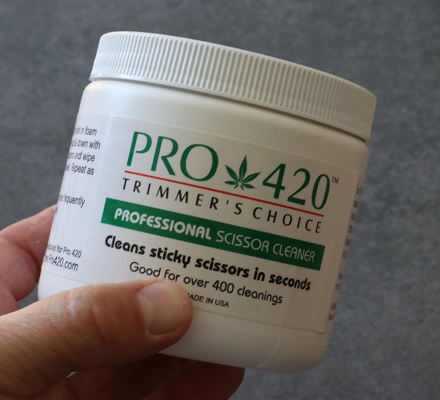 Sticky Scissor Cleaning Solution