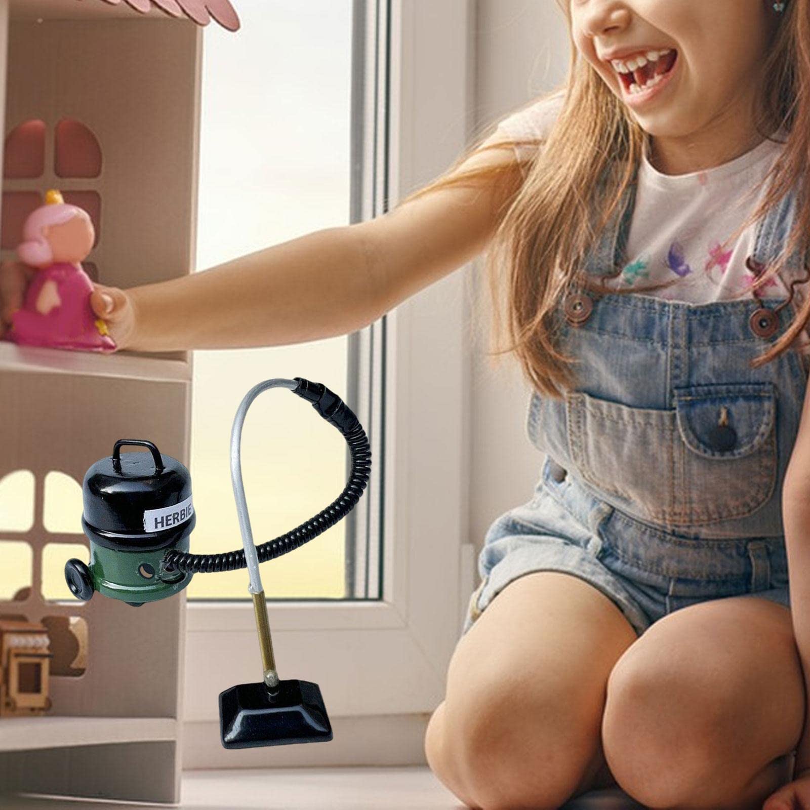 Amazon | 1/12 ミニチュア掃除機モデル、ミニチュアドールハウスの装飾