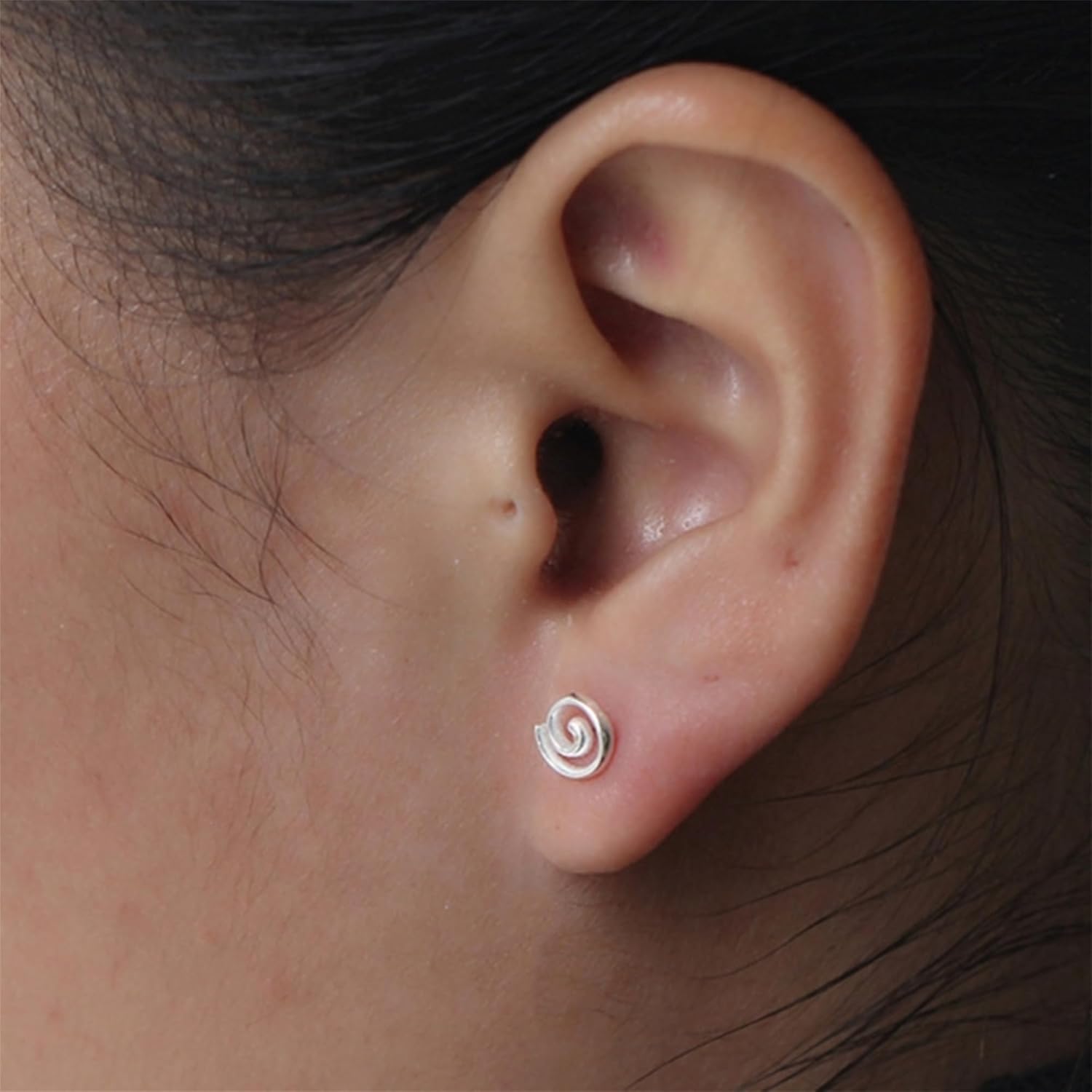 Sterling Silver Circle 7mm Circular Spiral Swirl Round Dot Stud Earrings - Image 8