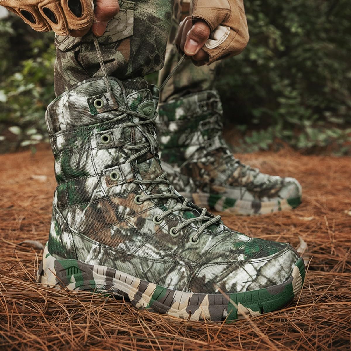 Men's Lightweight Tactical Combat Boots with Side Zipper & Slip-Resistant Sole
