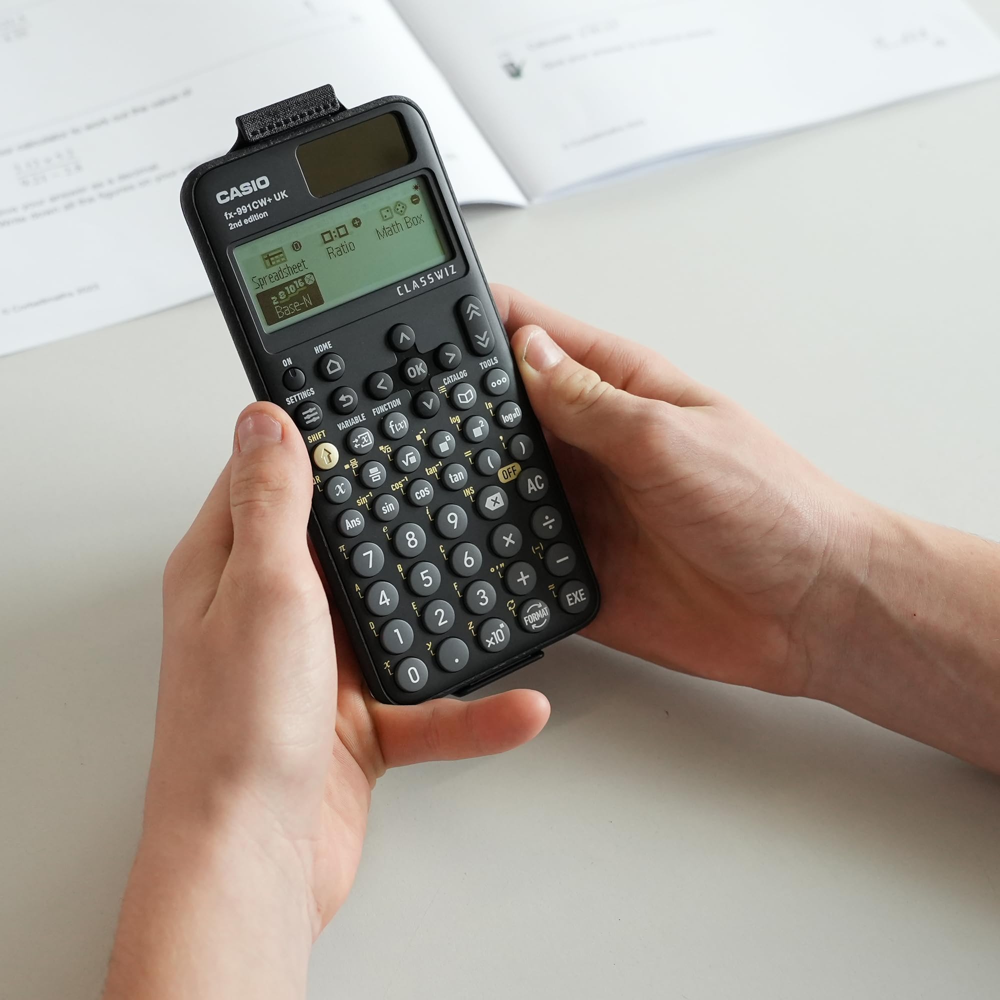 Casio fx-991CW+ - Calculadora científica (versión del Reino Unido) - Actualización del Modelo Anterior fx-991CW