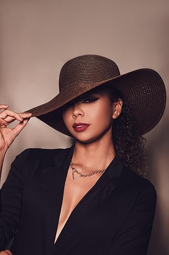 Miniatura 5 de French Girl Le Lip Tint  Bálsamo labial hidratante e hidratante para una cobertura y brillo transparente, construible y brillante, fórmula limpia,