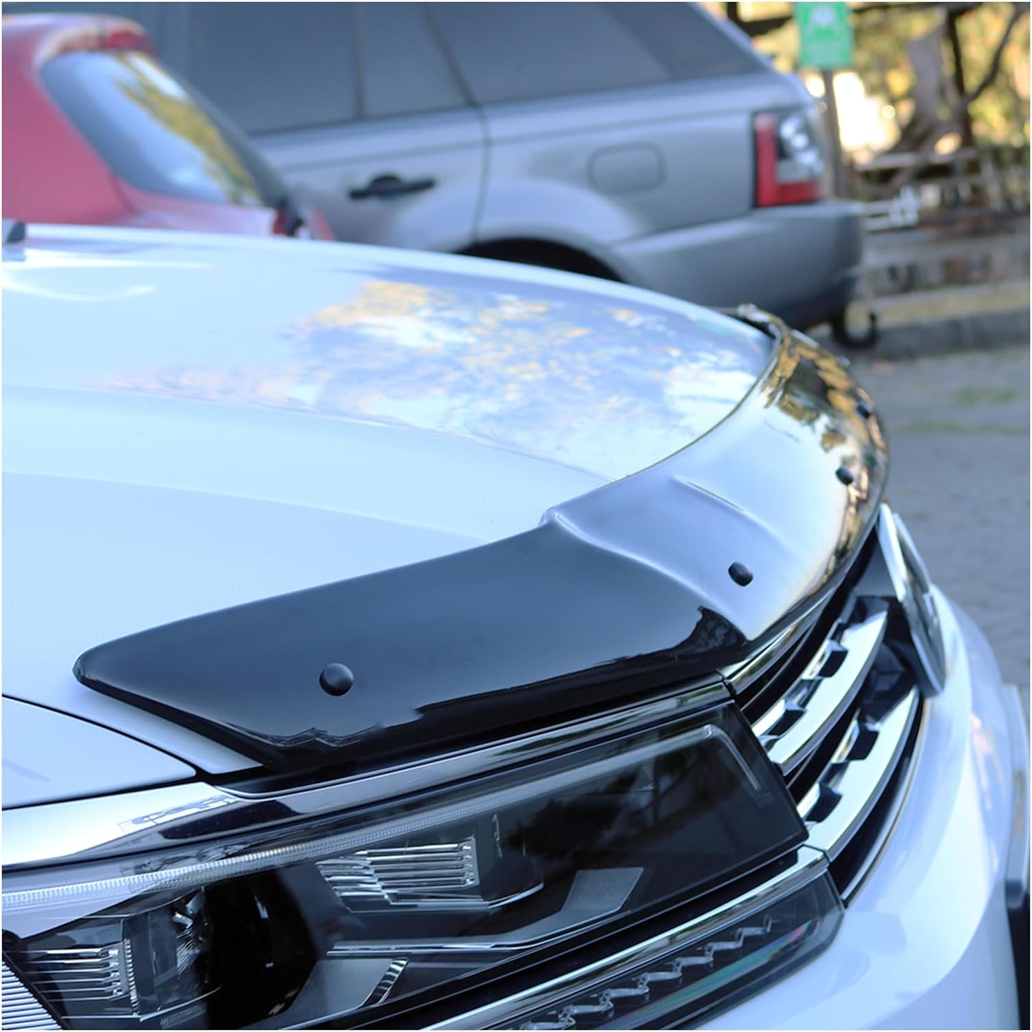 Bonnet Protector for Volkswagen Tiguan (2018–2023) – Piano Black Bug Shield & Hood Deflector – Front Stone Guard Hood Cover