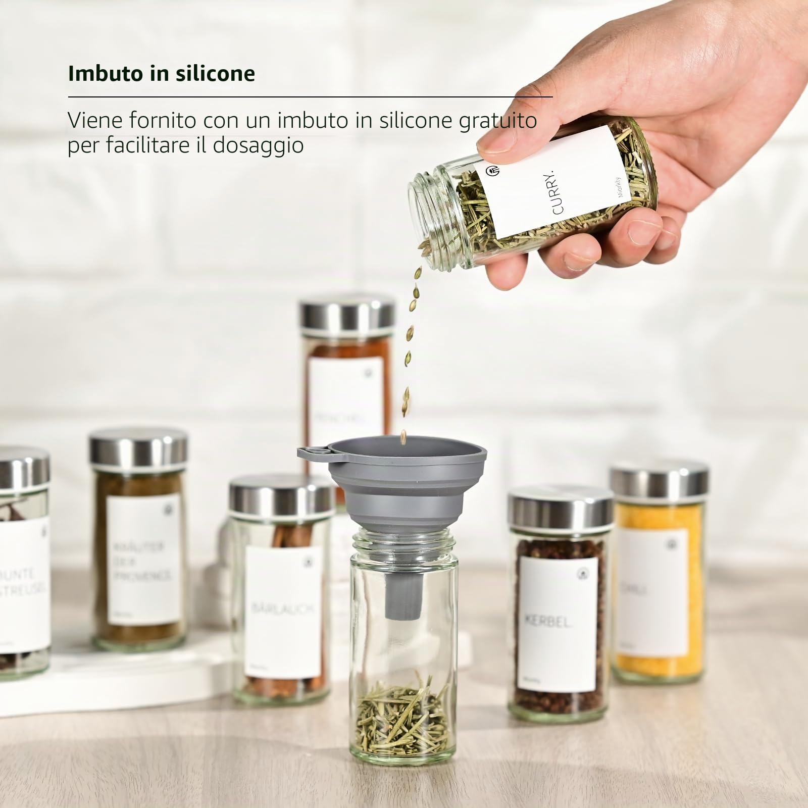 Miorkly 12 barattoli per spezie con inserto in acciaio inox di alta qualità, con coperchio rotondo in acciaio inox, 12 etichette per spezie rotonde, 1 imbuto, 22 colini di uscita