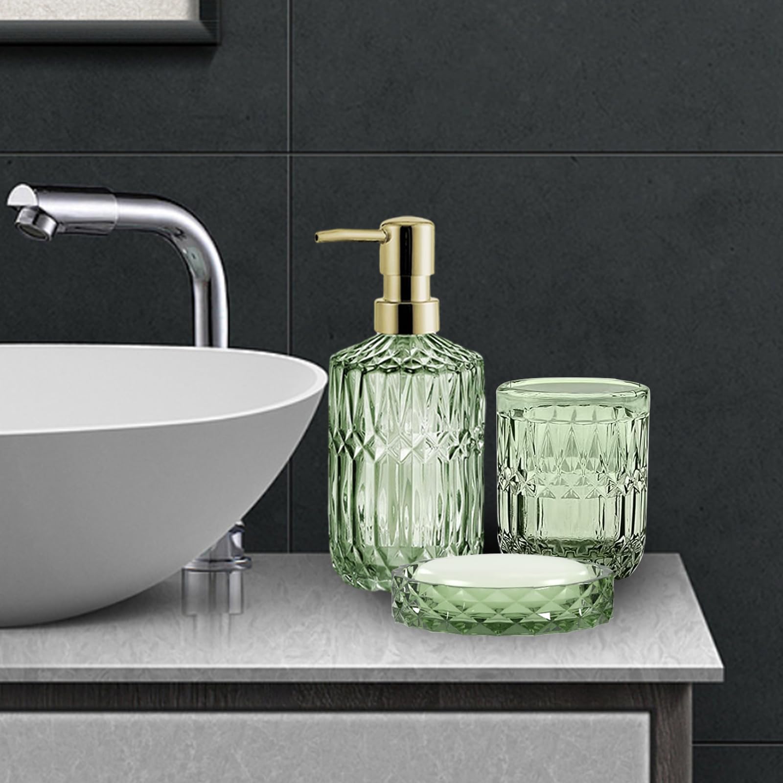 RUNQIN Seifenspender Zahnputzbecher Set, 5 Badezimmer Set mit Zahnbürstenhalter, Zahnputzbecher,Seifenschale,Seifenspender,Wattestäbchen Gläser, Bad ZubehöR Set für Edle Badezimmer Deko in Grünes Glas