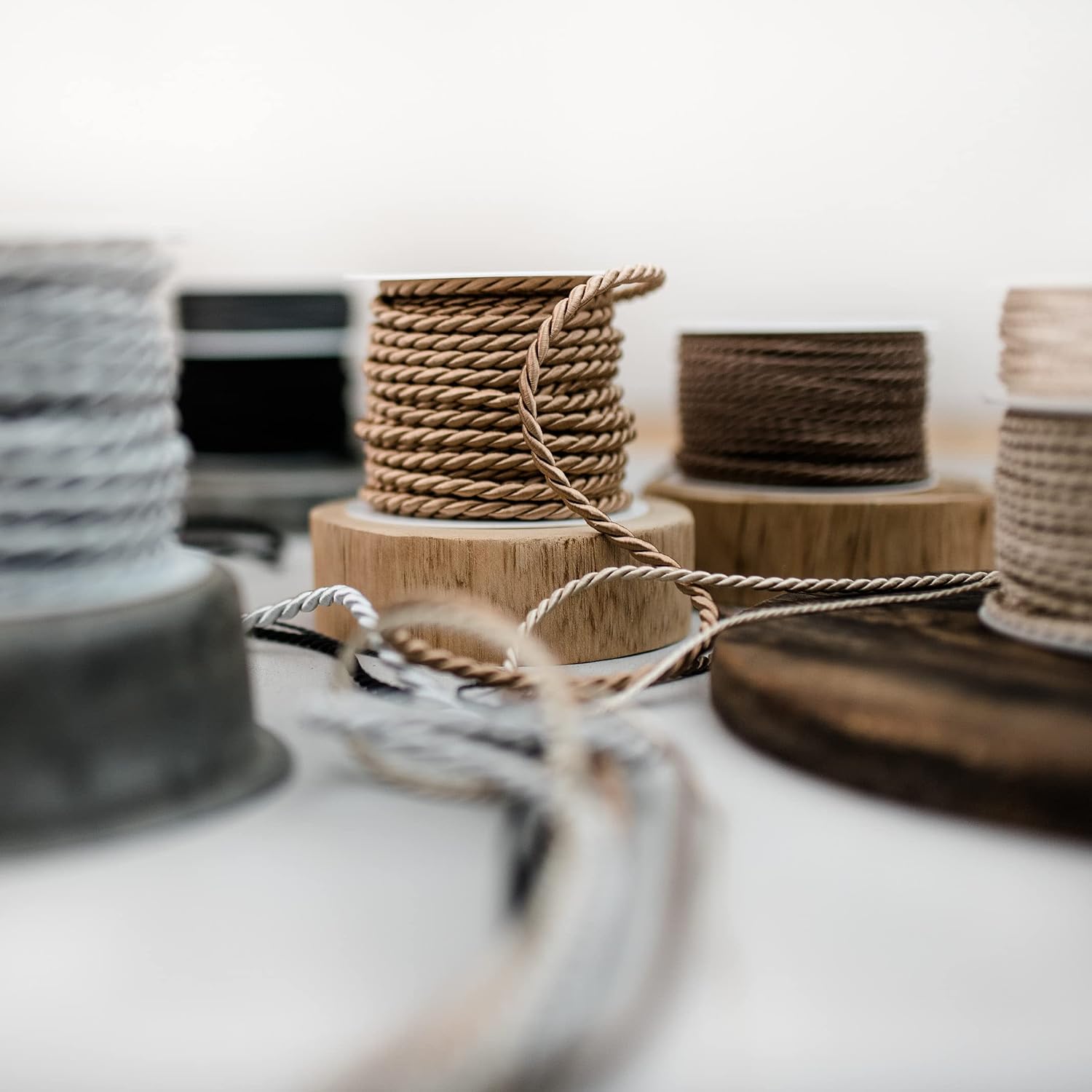Halbach Seidenbänder Premium Cord (Honey Yellow), Width 6 mm, Length 10 m, Made in Germany and Oeko-Tex Certified, Shiny Satin Cord Made of Acetate
