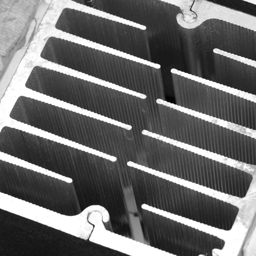 Refroidisseur Thermoélectrique Peltier 12V 240W Plaque Froide Réfrigération Semi-Conducteur Système Refroidissement pour Appareil Refroidissement