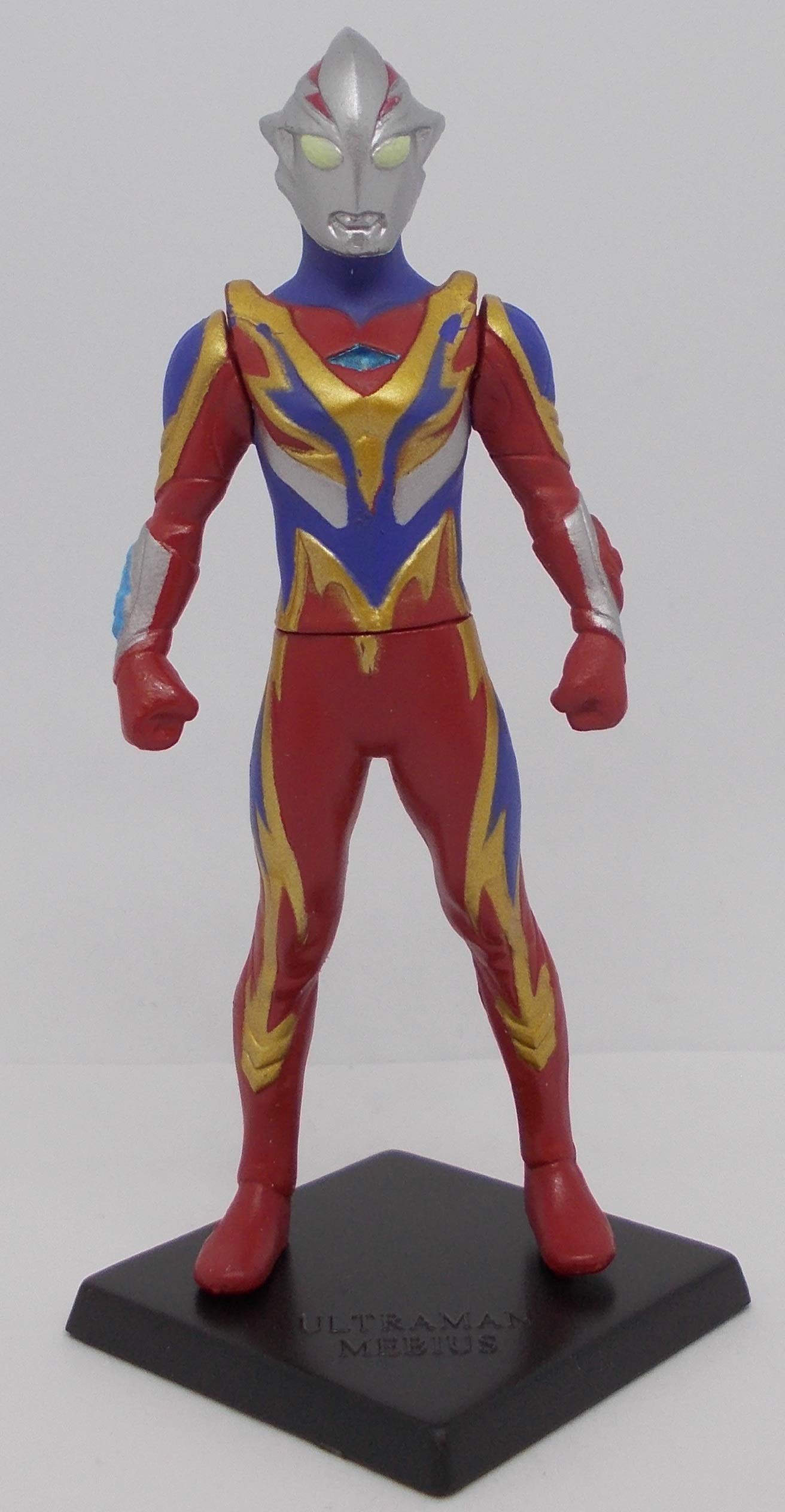 HGシリーズ ウルトラマン 光の国スペシャル 光の戦士スペシャル フィギュア HGシリーズ ウルトラマン 光の戦士スペシャル - YouTube