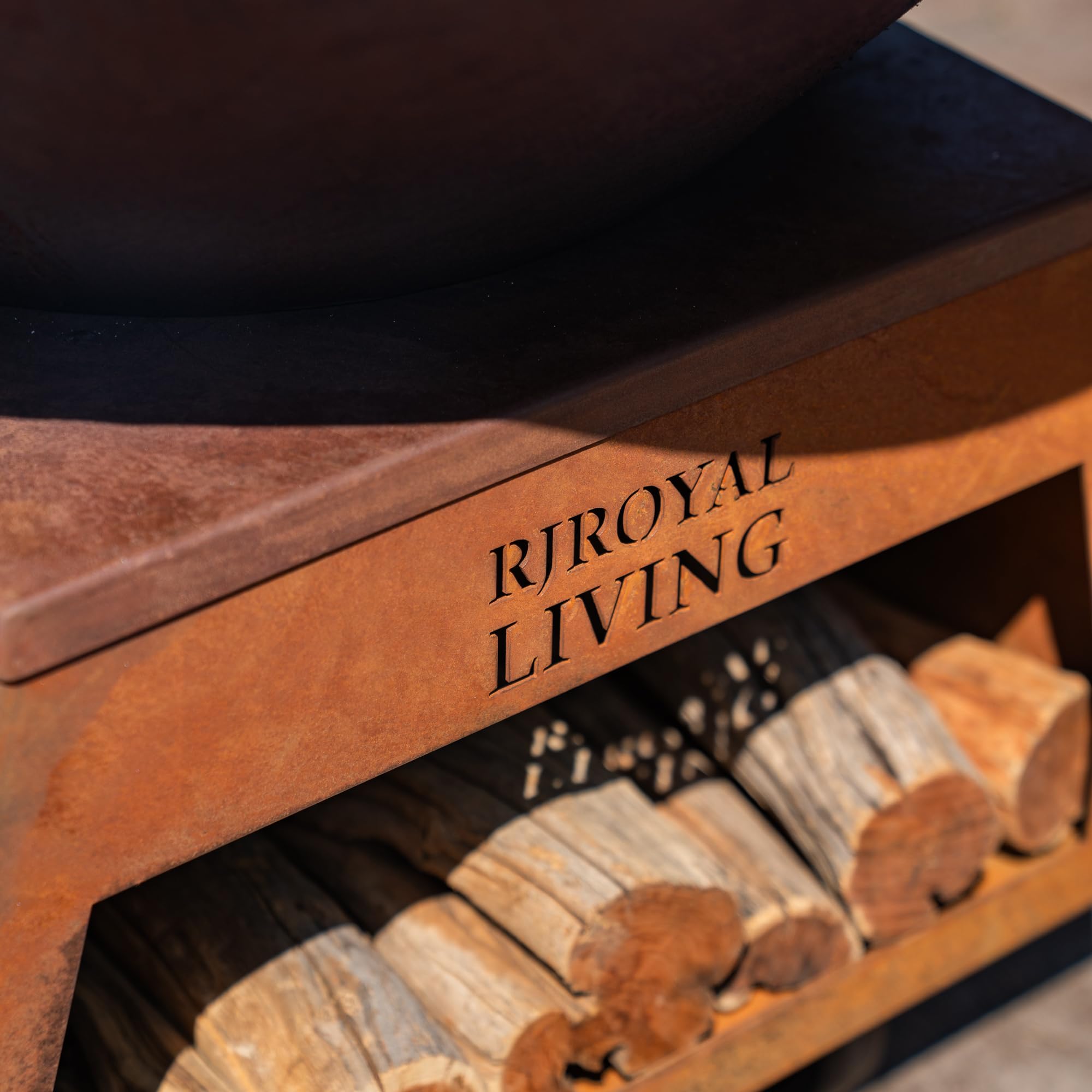 BBQ Plancha Grill Brasero, Braciere Rotondo, Acciaio Corten, 80x80x68cm, Con piastra di cottura, Con Ruote e Contenitore Legna, 53KG