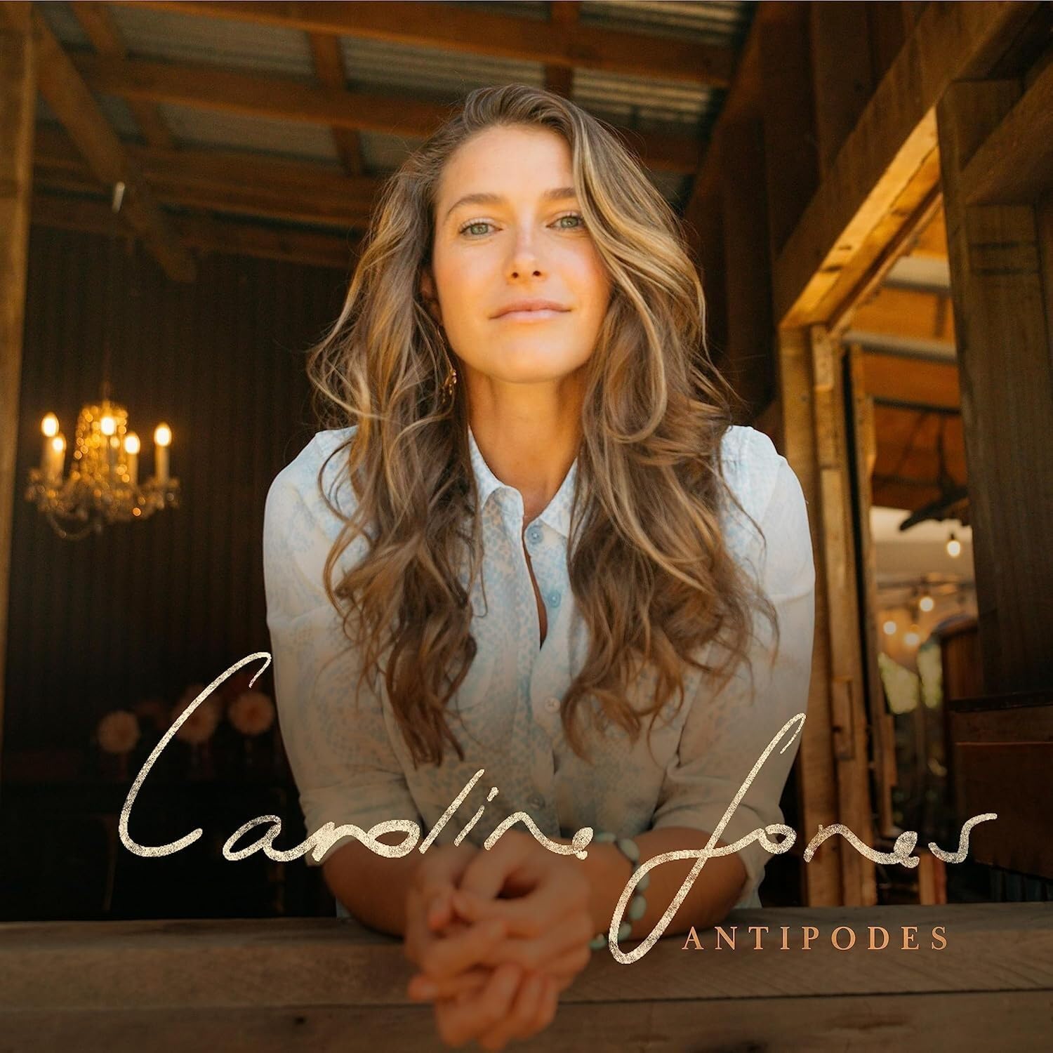 Antipodes por Caroline Jones — capa do álbum