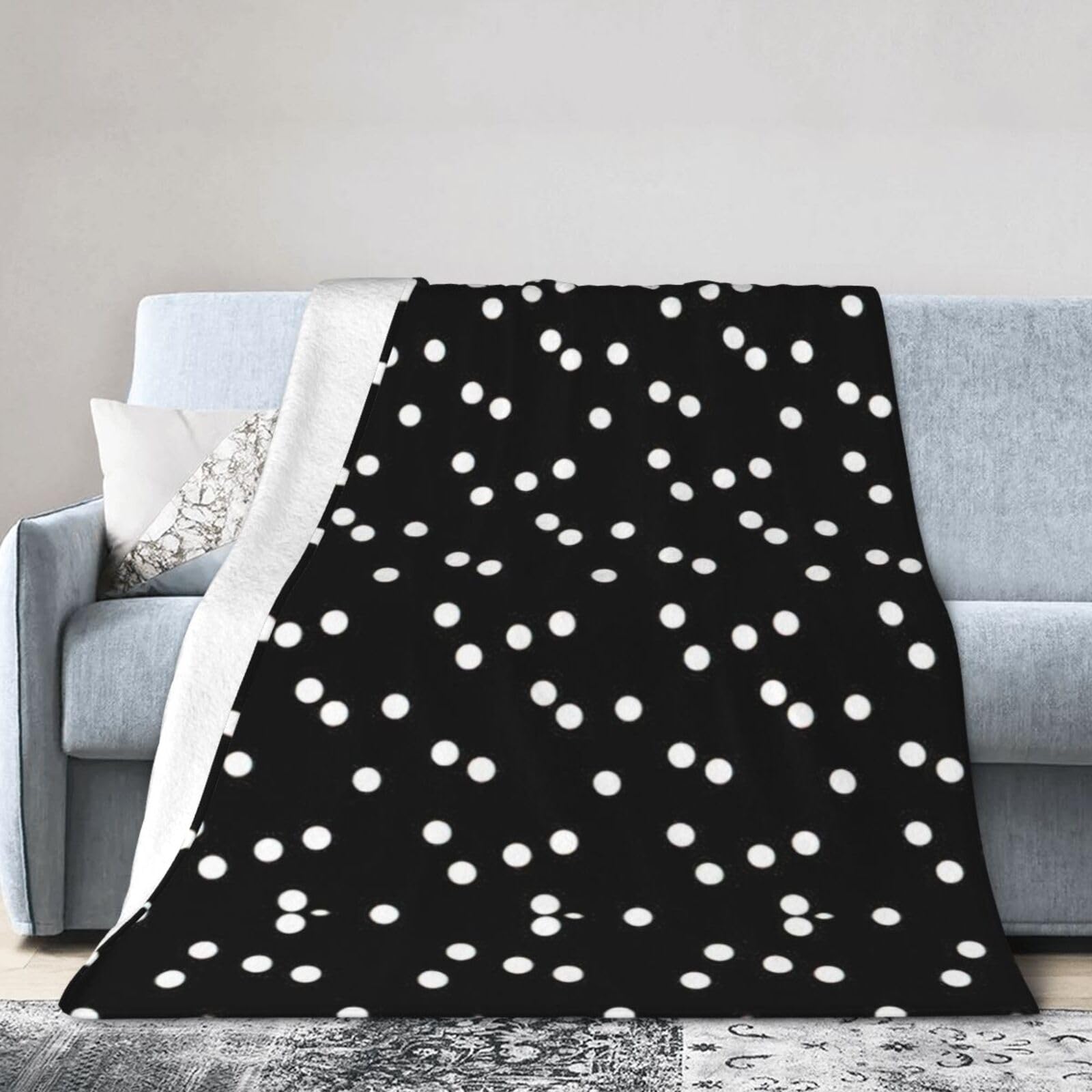 Uusnwaa Soft Cosy Fleece Warm Throw Black White Polka Dots Print Blanket