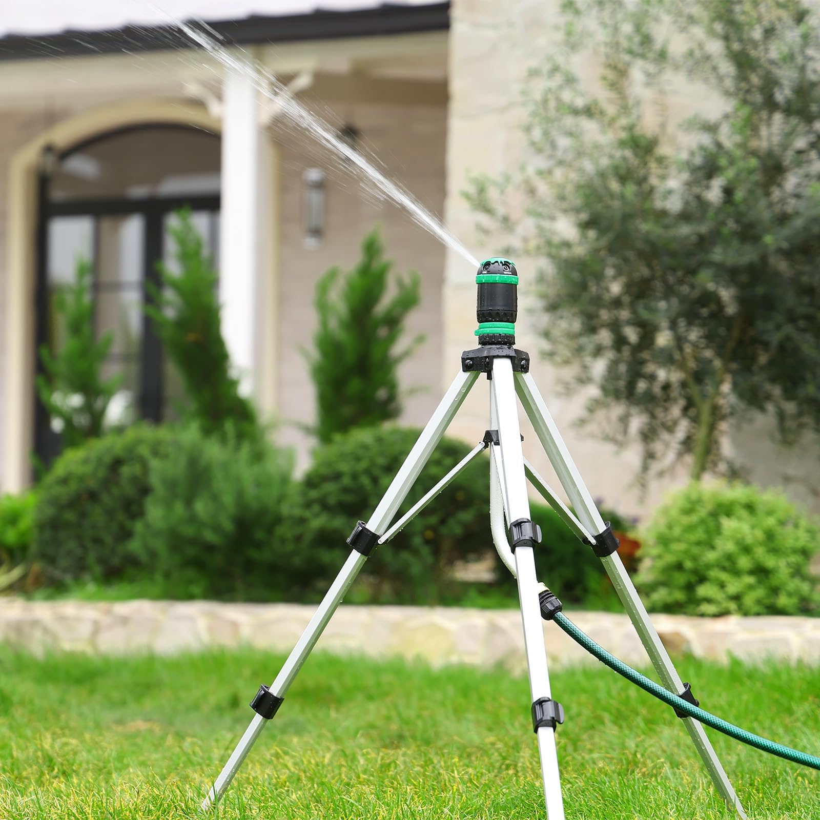 RESTMO Sprinkler mit 36-Zoll-Stativ