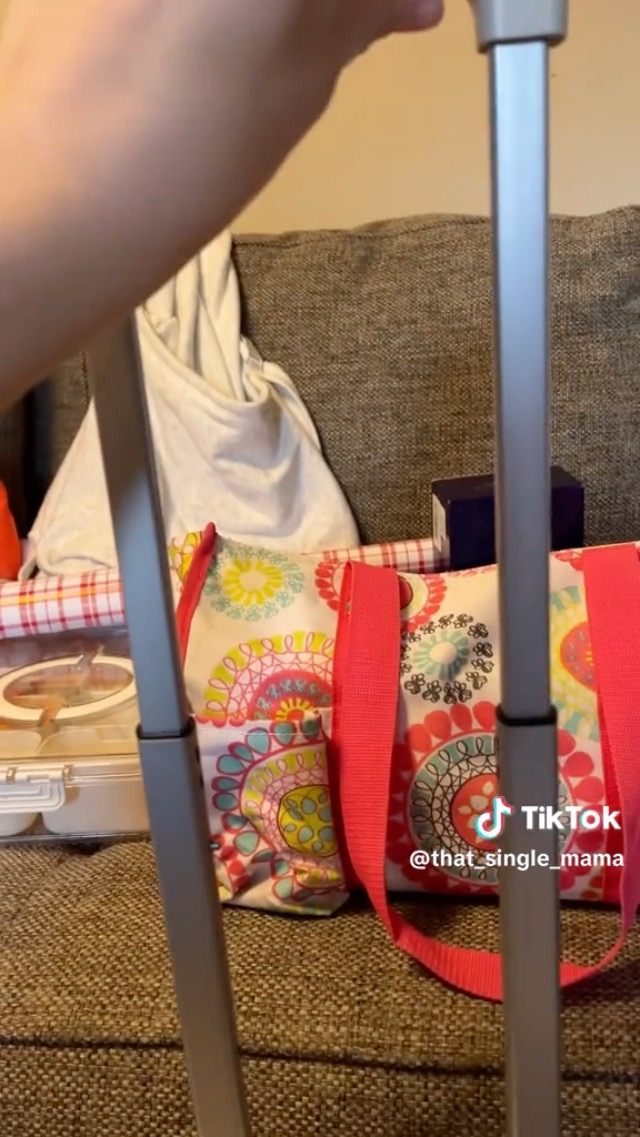 Watch Christmas Gift Surprise Cart on Amazon Live