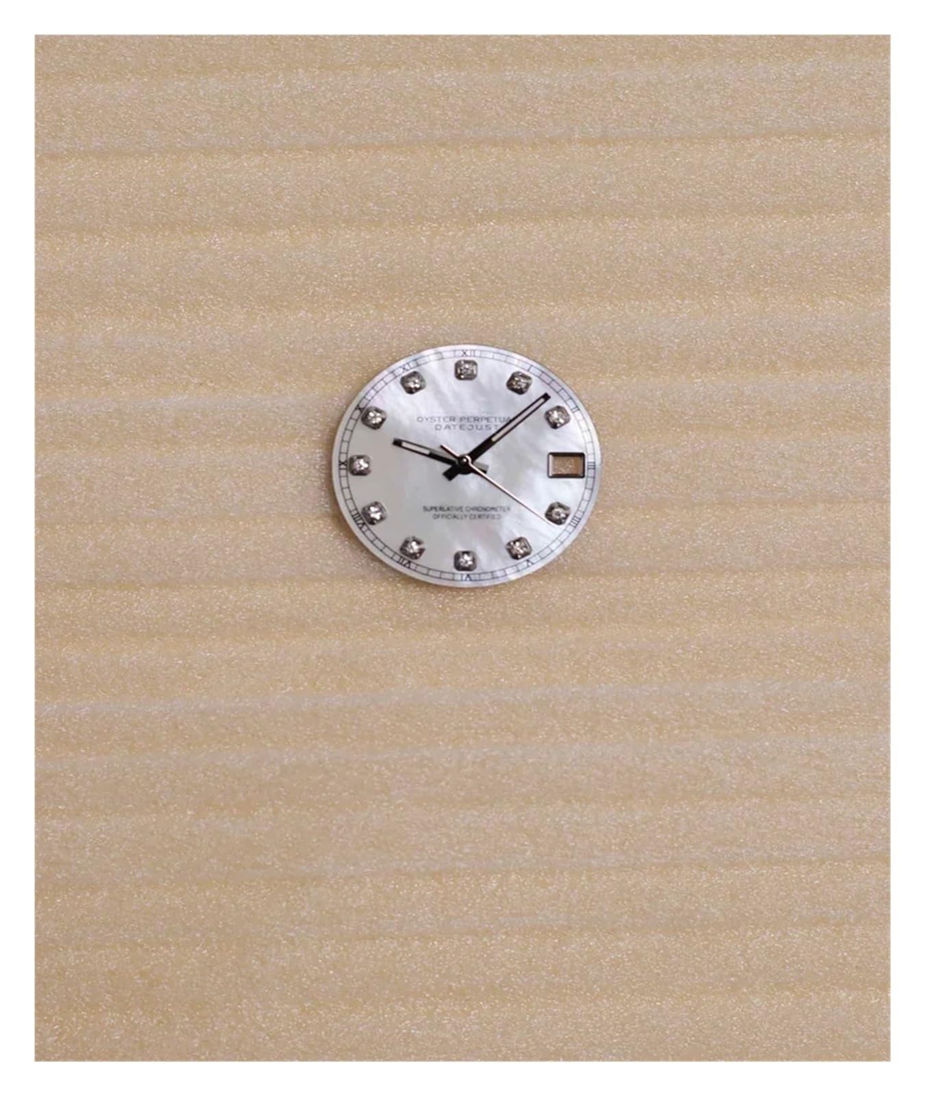 ZHGUIMING Cadran Coquillage NH36 de 28 mm et Accessoires de Modification, Cadran Lumineux Bleu adapté au Mouvement NH35/NH36, Cadran + Aiguilles(2 Silver Marker s)