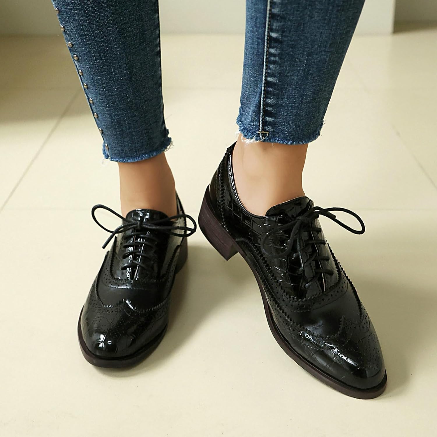 Uniquelly Women's Wingtip Oxford Shoes Lace Up Oxfords Round Toe Chunky Low Heels Casual Work Vintage Brogues Saddle Shoes Pumps - Image 5