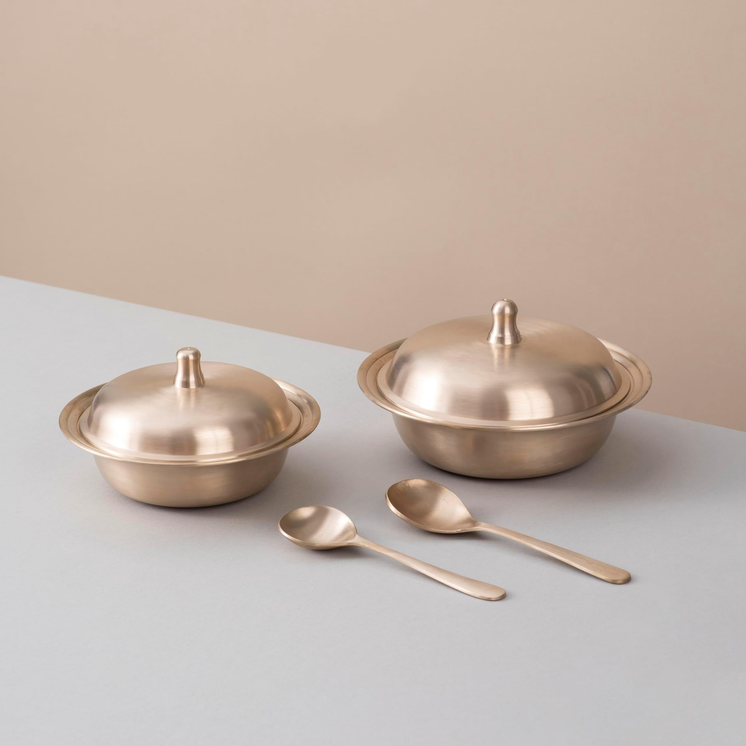 Veda Essentials. Solid Pure Kansa Serving Bowls with Spoons – Set of 2 | Handcrafted Bronze Tableware | Ayurvedic Benefits | Ideal for Serving Dal, Curries & Sabzi | Medium & Large Sizes
