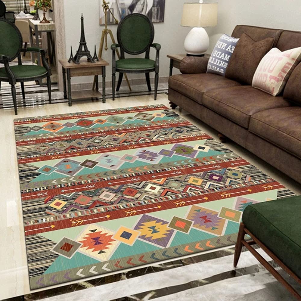 Tapis de bohème rétro pour réchauffer un sol froid près du canapé