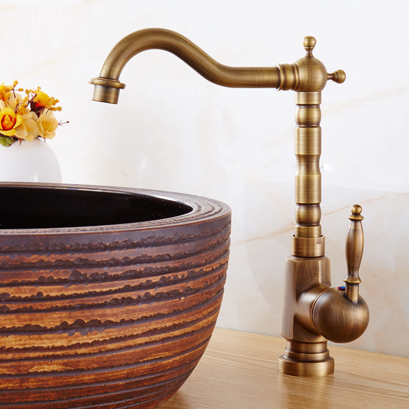 Robinet de lavabo en laiton antique mitigeur vintage haut de gamme trou unique