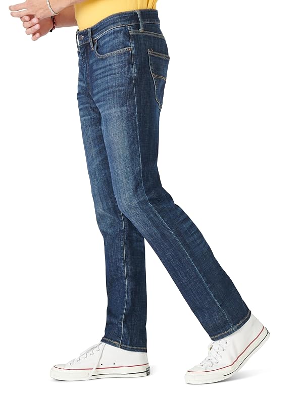 Lucky Brand 410 Athletic Slim Coolmax Stretch Jean Fayette 40 30 by Lucky Brand - Used condition - Image 3