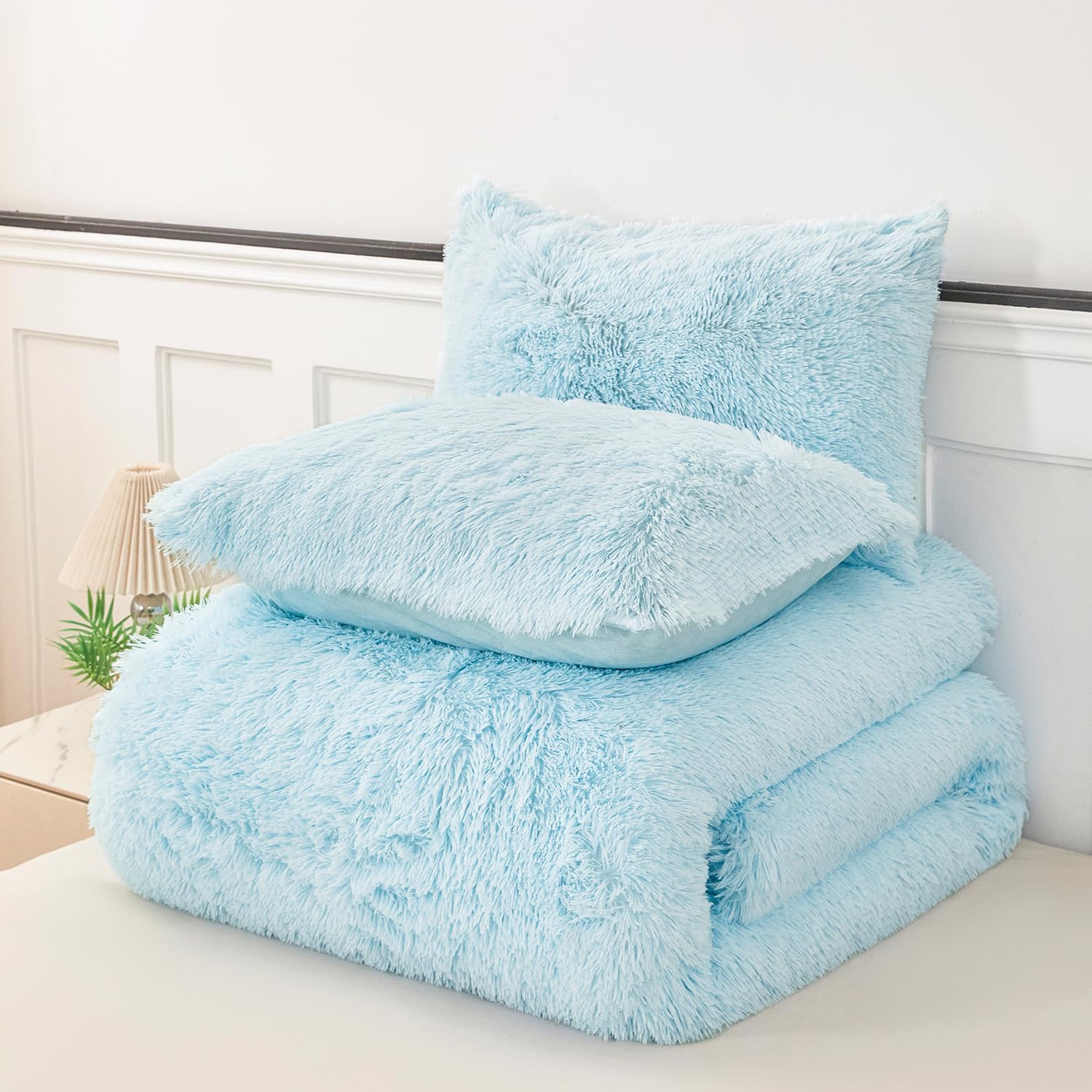 PERFEMET Fluffy Queen Bedding Set Light Blue 3 Pieces Faux Fur Shaggy Comforter Set for Girls Women Ultra Soft Warm Plush Fuzzy Kids Bed Sets with 2 Pillowcases(Light Blue, Queen)
