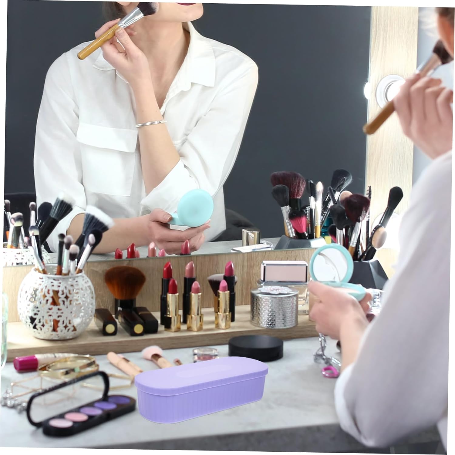 Portable Makeup Brush Cleaning Organizer Dustproof Makeup Tools Cleaner Box for Home Travel Lightweight Sturdy Design