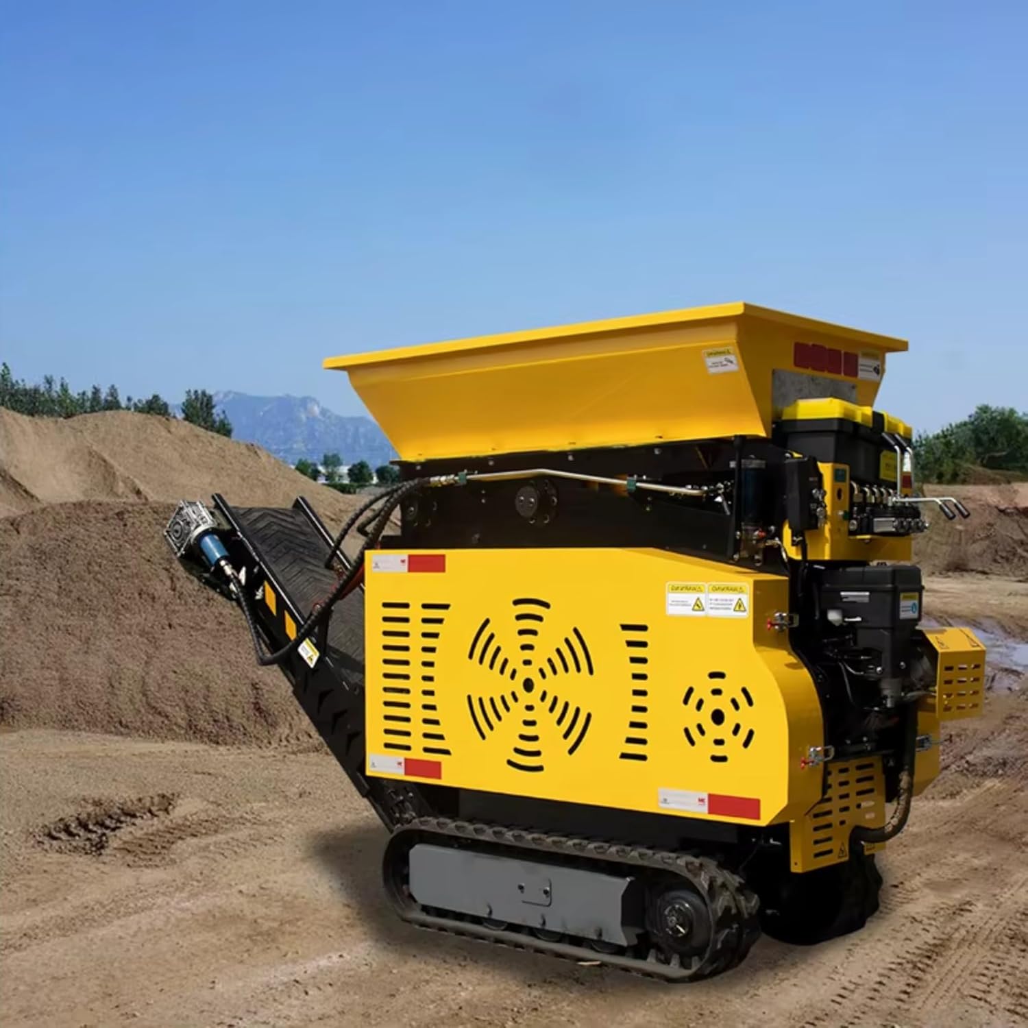 Mini Portable Tracked Mobile Crusher Plant, Compact Rock & Concrete Crushing Machine, Mobile Aggregate Crusher for Quarry Mining, Road Construction & Demolition Recycling