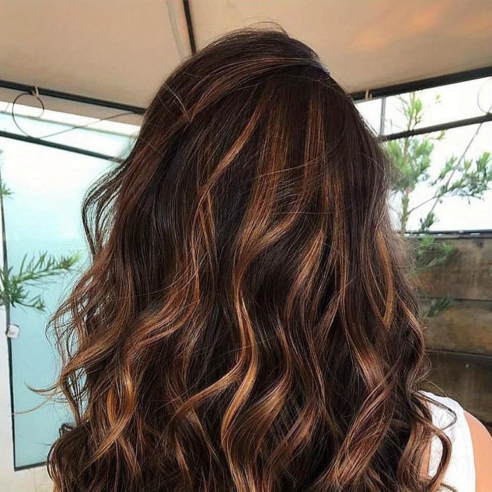 WIGNEE Krótka Falowana Peruka Bob Z Grzywką Naturalne Loki Damskie | Ombre Blond Z Pasemkami, Bezklejowe Syntetyczne Włosy Odporne Na Gorąco, 12 Cali