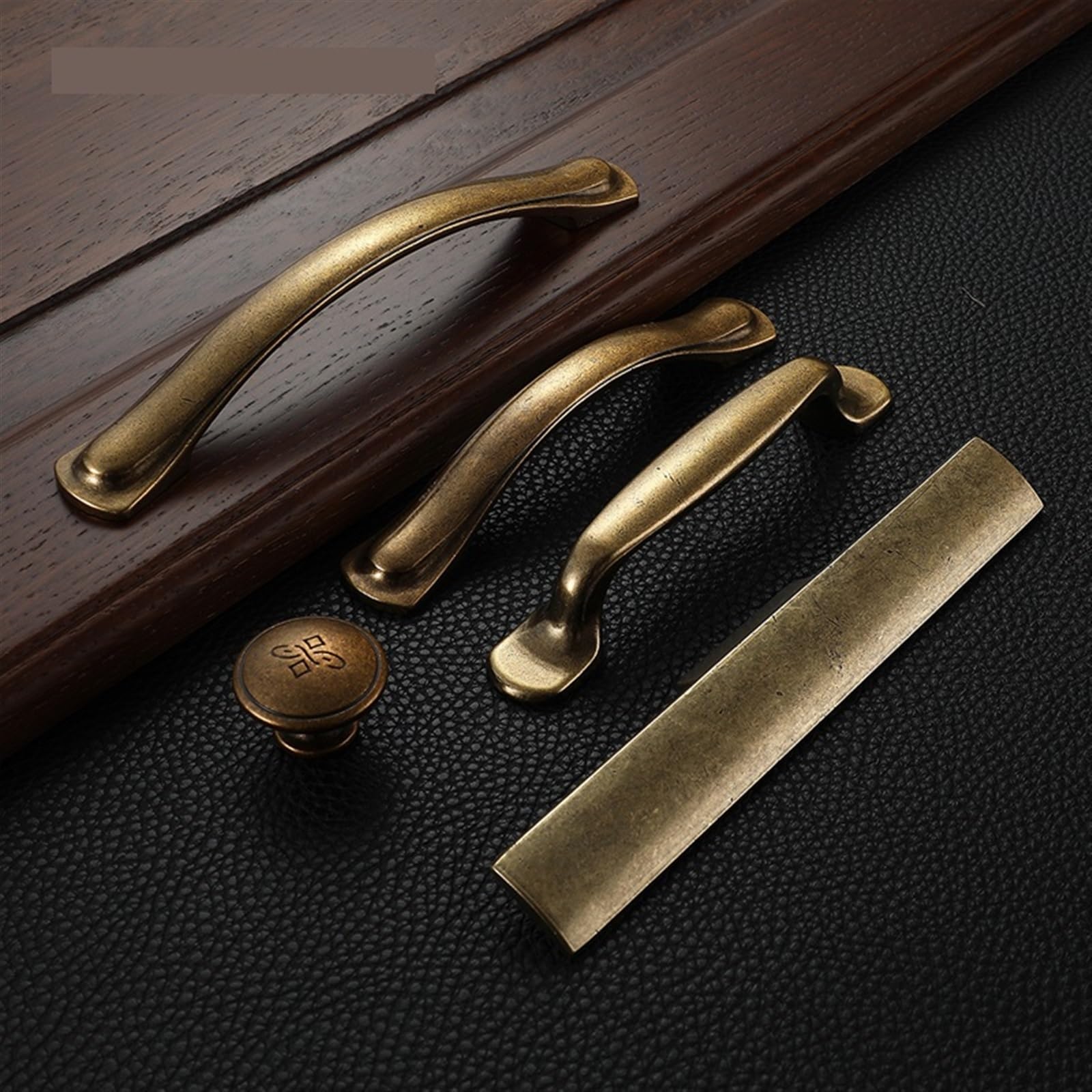 Boutons placard et poignée pour tiroir de bureau ou buffet de cuisine