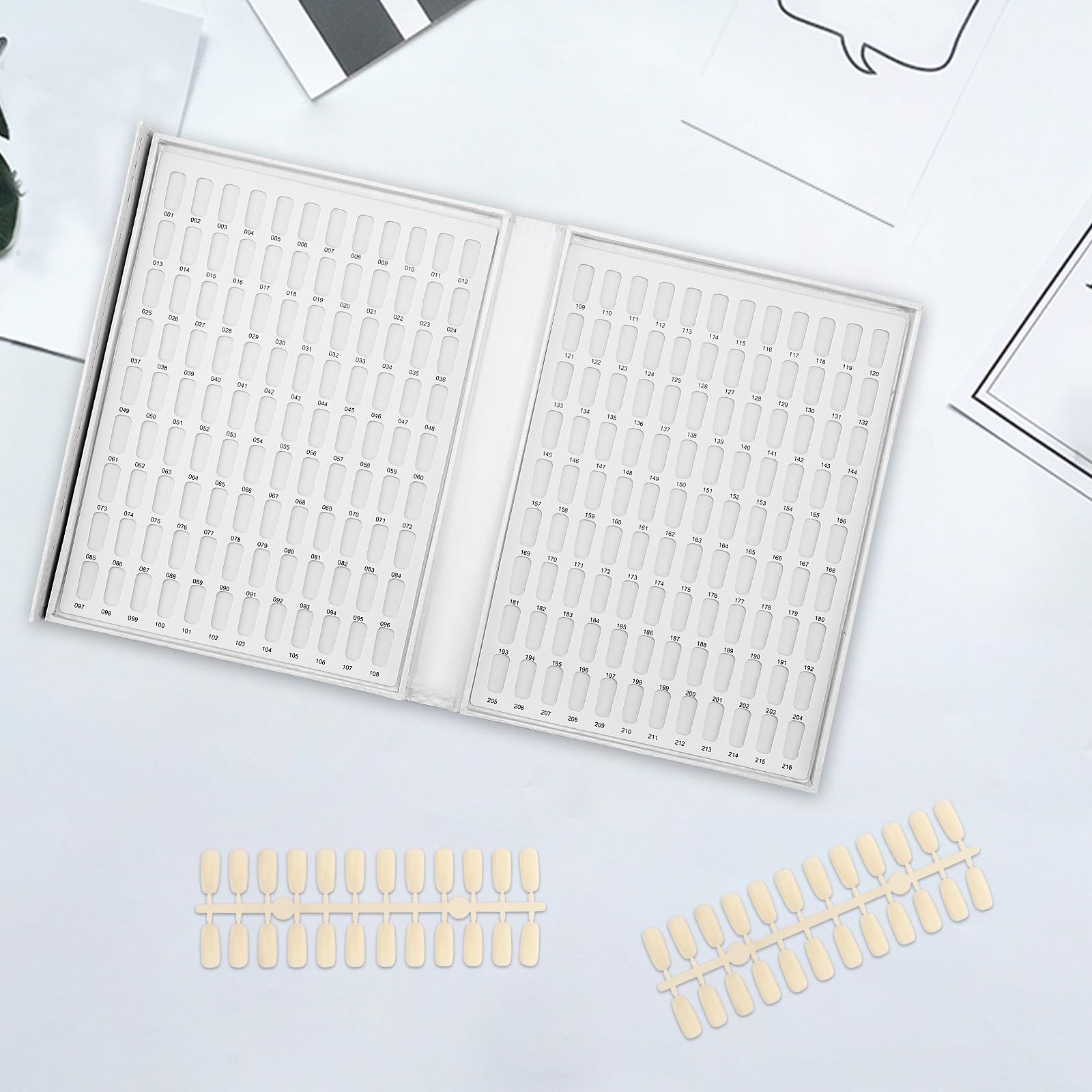 Lot de 2 livres de Présentoir Nuancier pour vernis à Ongles, 216 couleurs, Avec 480 cartes de couleurs plates, échantillons de couleurs pour nail art, Présentation de nail art, Blanc