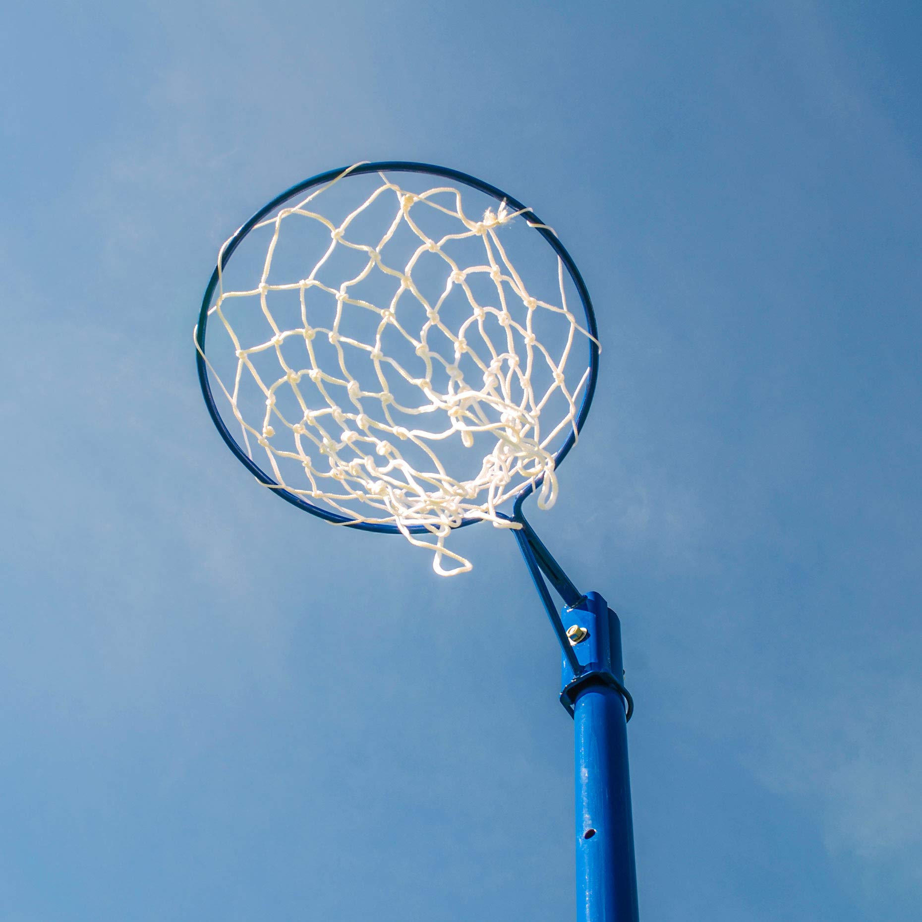 Panier de Netball à Fixation Terre - Poteau de Netball pour Écoles en Acier Ultra-Durable - Jeux Exterieur Enfant - Matériel de Sport pour Collèges - Hauteur Réglable