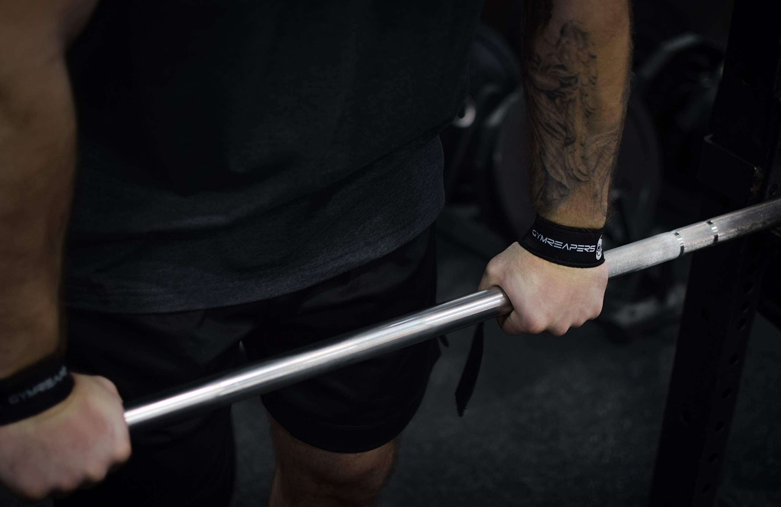 Gymreapers Cinghie da Polso per Sollevamento Pesi, Bodybuilding, Powerlifting, Allenamento della Forza, stacchi da Terra - Neoprene Imbottito con Cotone da 18 Pollici