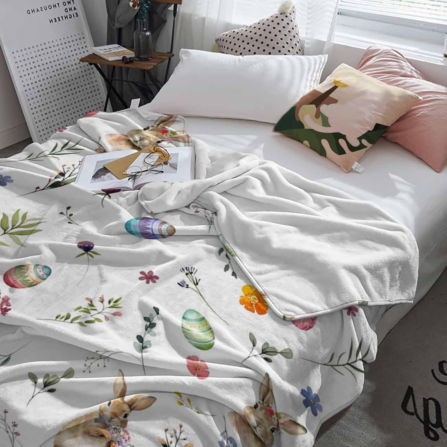Easter Throw Blanket Bunny Eggs Easter Soft Warm Throw Blankets Spring Plants Flower Watercolor Flannel Blankets for Couch Bed Sofa Throw Blanket for Home Spring Holiday Decoration 60" x 80"