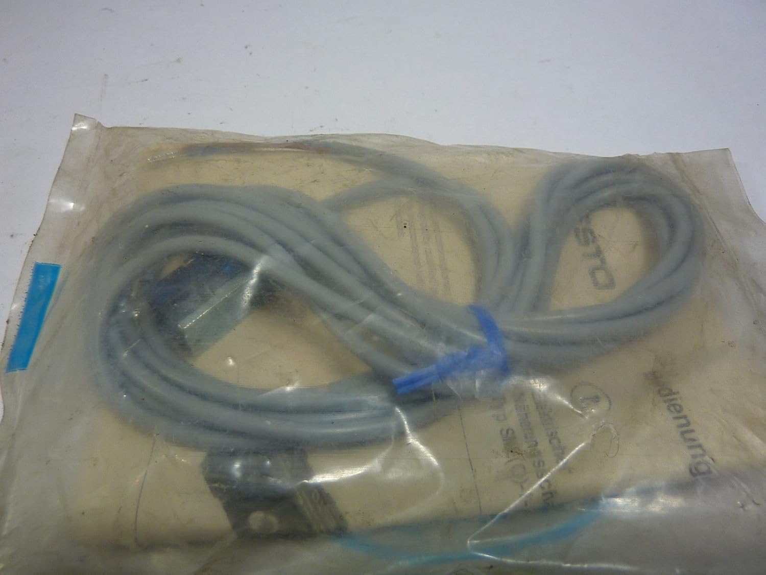 Festo 30457 SMEO-1-B Proximity Sensor - Image 4