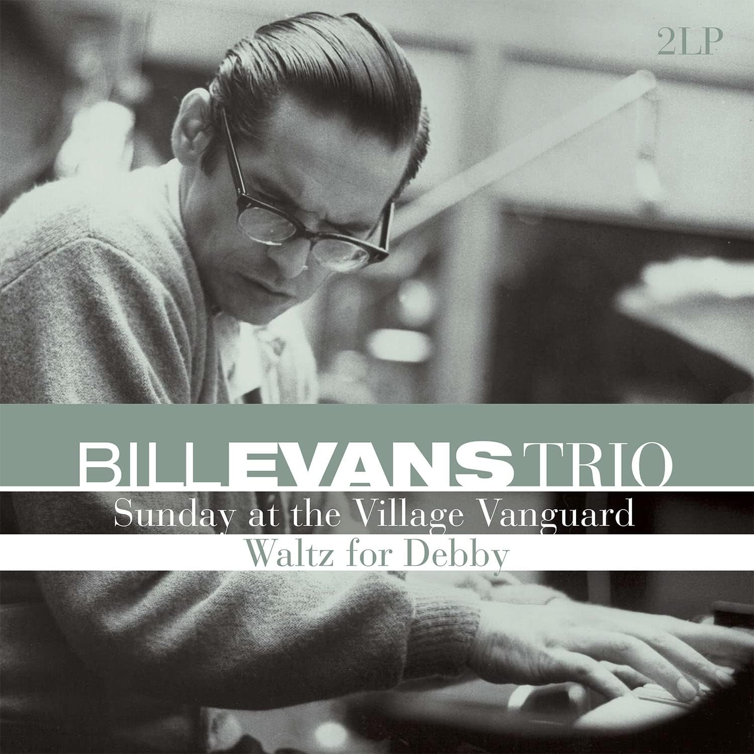 Sunday at the Village Vanguard / Waltz for Debby [Disco de Vinil] por Bill Trio Evans — capa do álbum