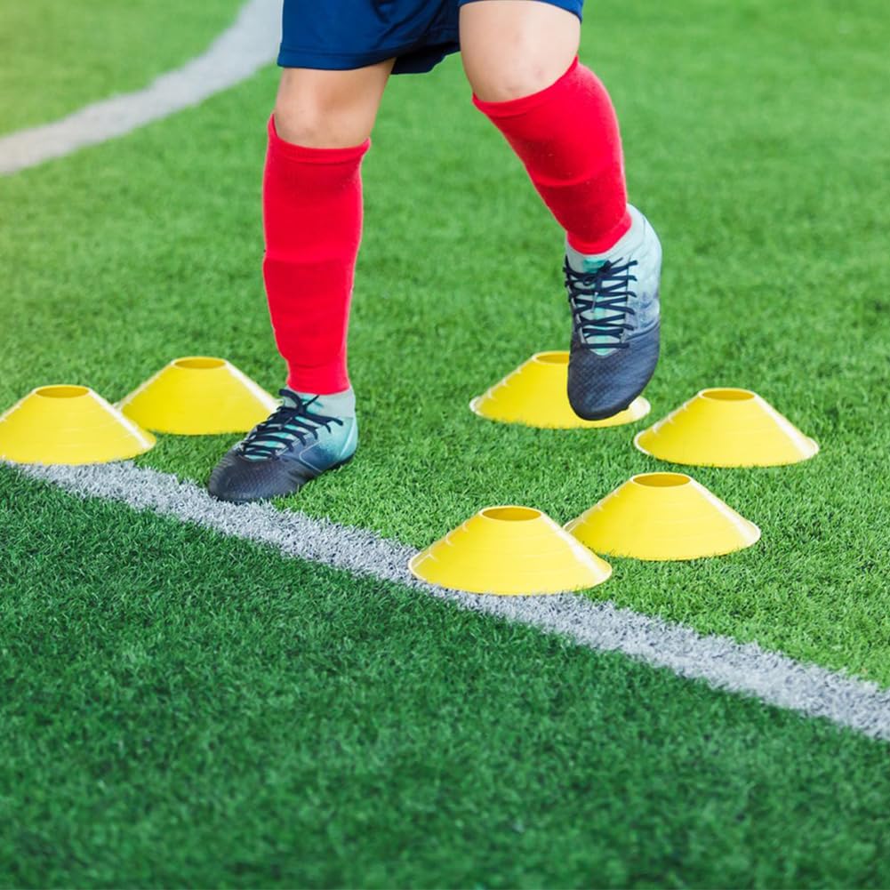 Plots de Marquage pour Football Cône, Plots Entrainement, 20 Pièces Plots Sport, Cônes de Marquage, Cones de Sport, avec Sac en Filet, pour L'entraînement au Football, Materiel Entrainement Football