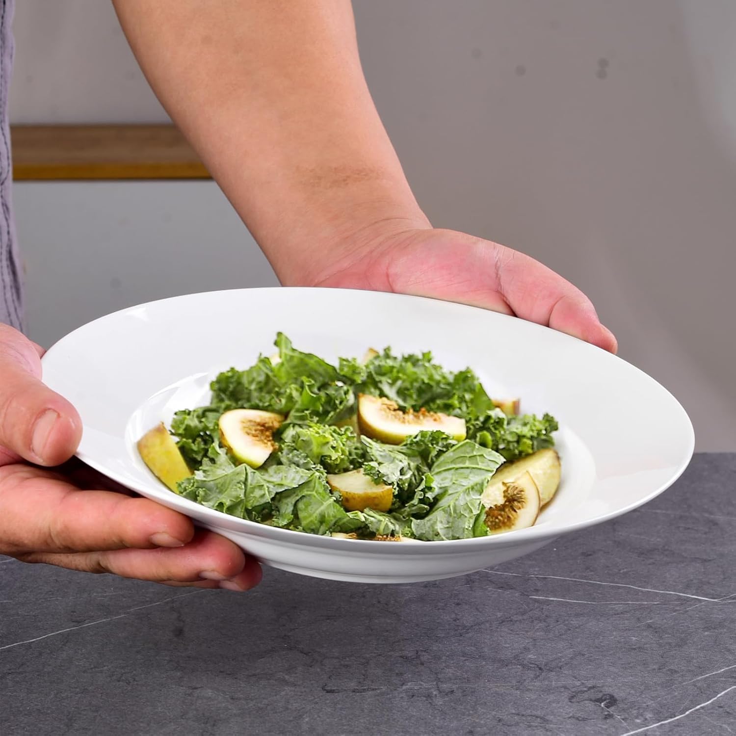 Set of 6 Soup Bowls, 21 oz Pasta Bowls, Elegant White Ceramic Wide Rim Bowls, Microwave, Oven & Dishwasher Safe for Soup, Pasta, Salad, 9.5''