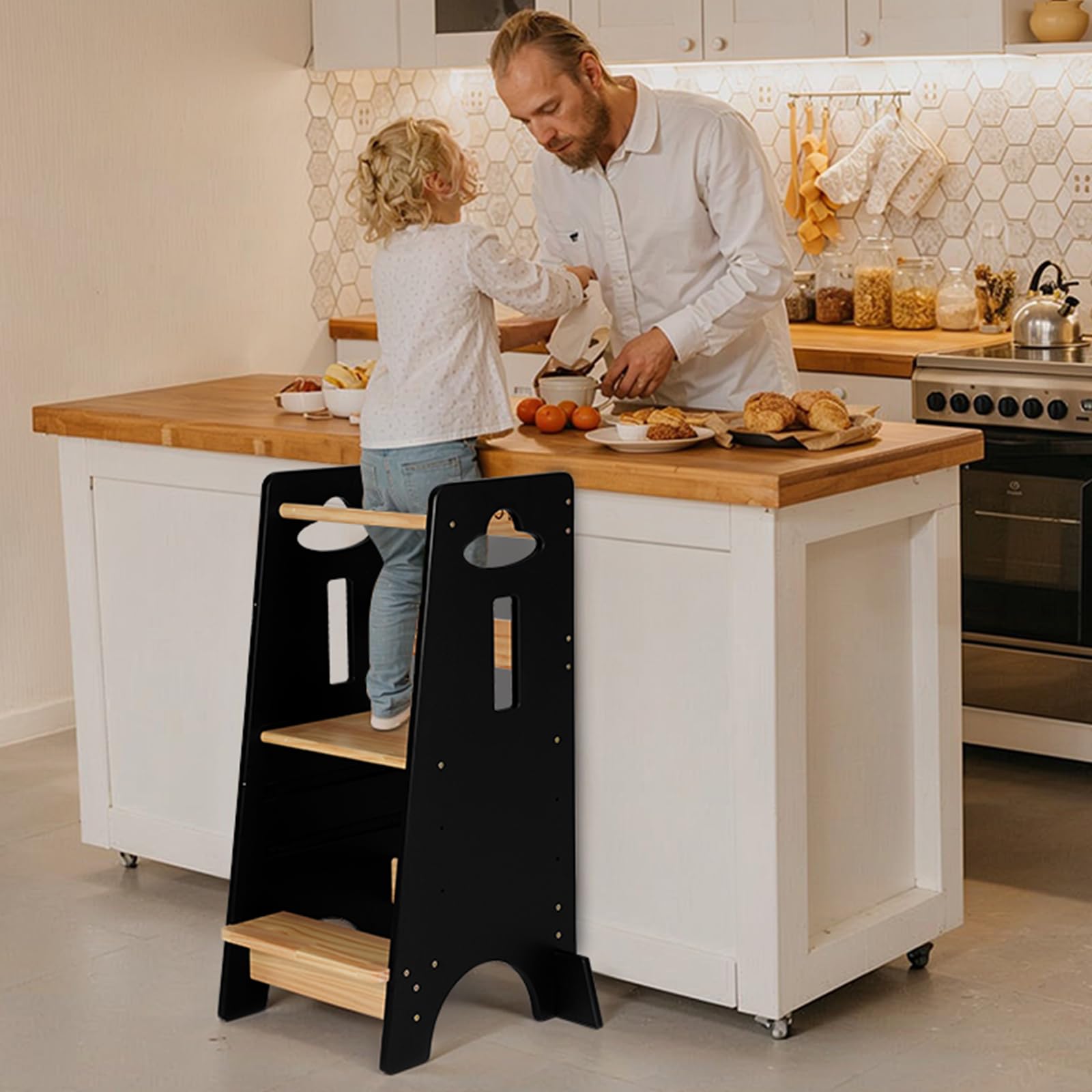 COSYLAND Höhenverstellbarer Kleinkind-Stehturm – super Stabiler Kleinkind-Küchenhocker, Helfer – 3 Ebenen, Holz-Kinder-Lernhocker für Küche, Toliet (schwarz und natürlich, groß)