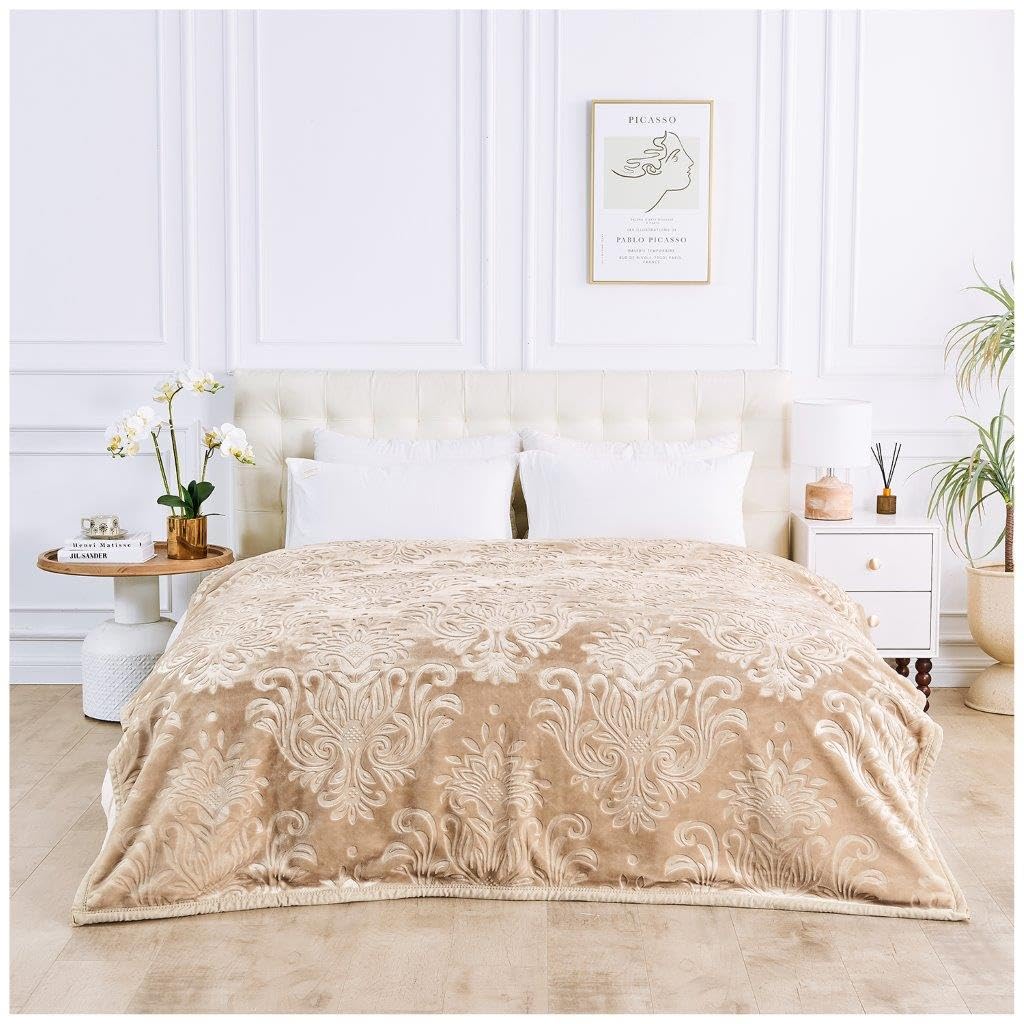 Lions Weighted Blanket King Size - 4KG Fleece Warm Blanket, Ultra Soft Thick Bed Heavy Throws for adults, Stress-Anxiety Relief, Embossed Damask Pattern - (200x240 cm) - Natural