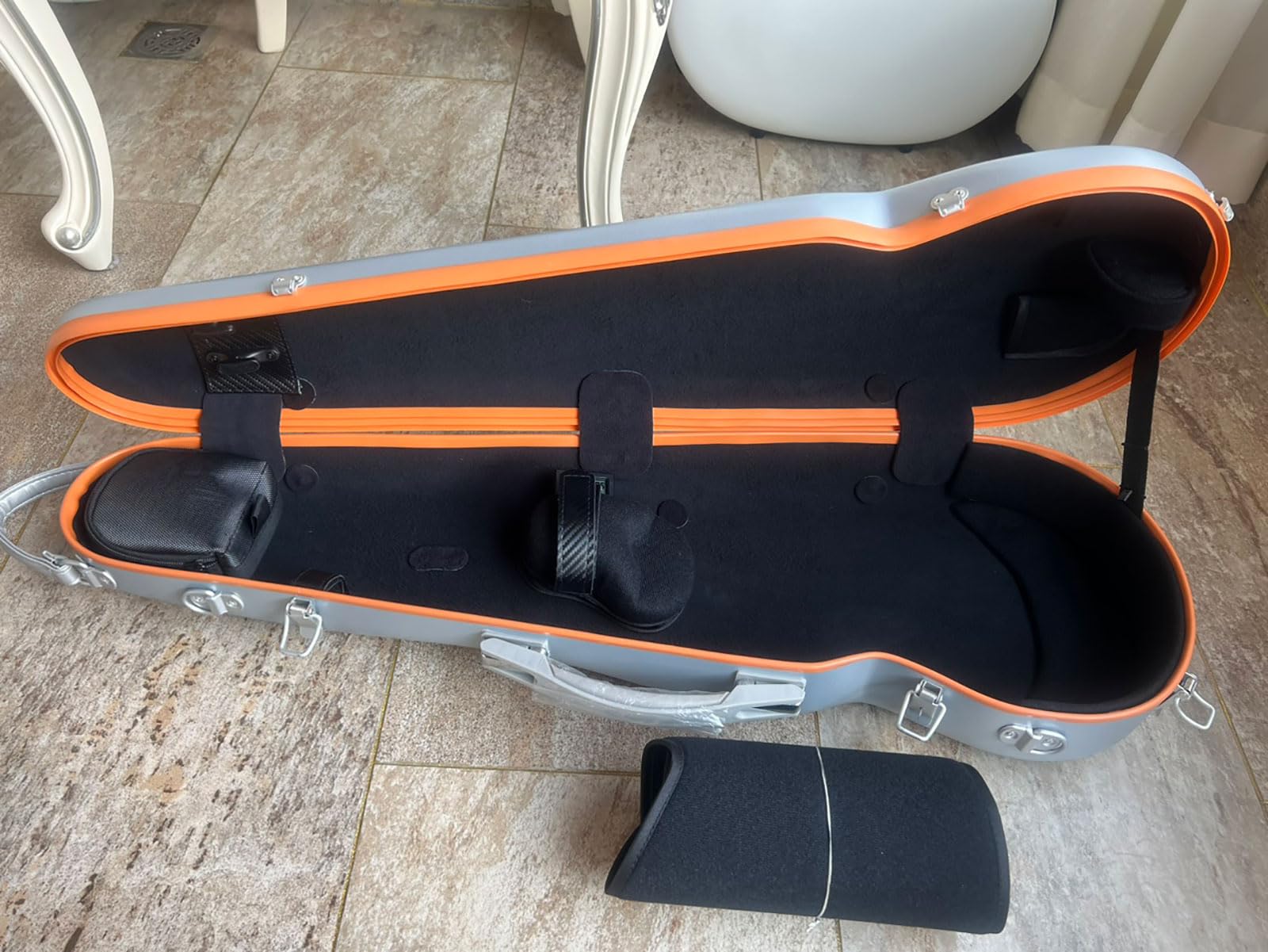 Estuche for violín, rígido, Ultraligero, de 1,6 kg, Fibra de Carbono y Material Compuesto aeroespacial, for violines 3/4 y 4/4, Color Naranja(A)