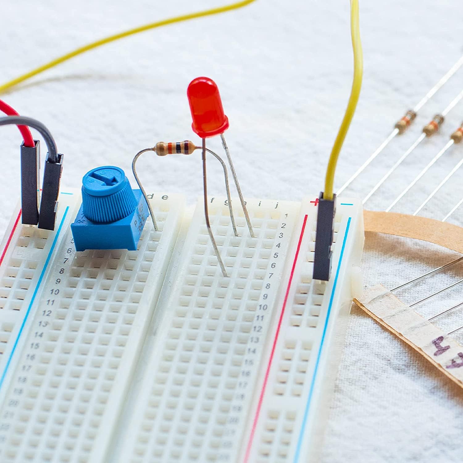 Potentiometer-Set mit blauen Knöpfen, Variabler Widerstand, 1 K, 10 K, 50 K, 100 K Ohm, 20 Stück