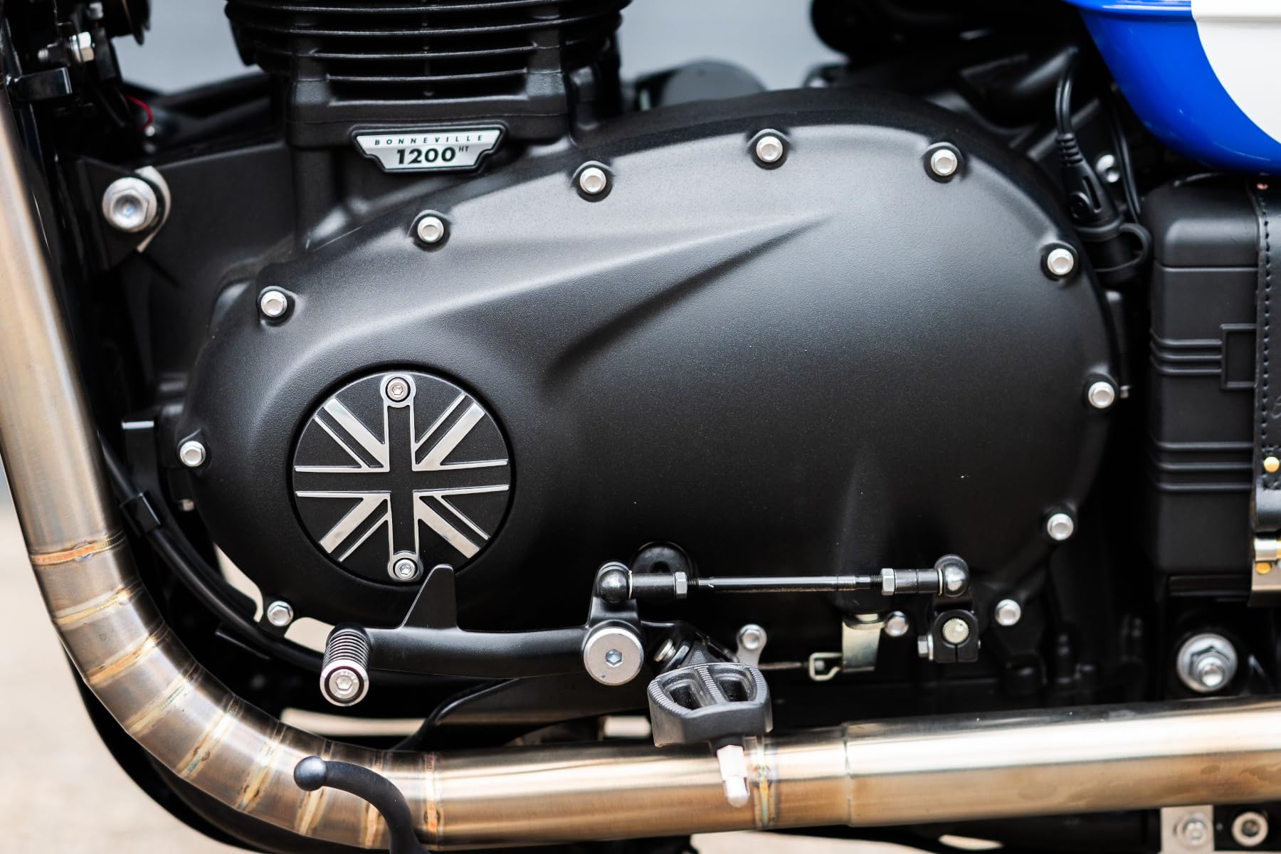 Motone クラッチバッジ リブデザイン ブラック トライアンフ